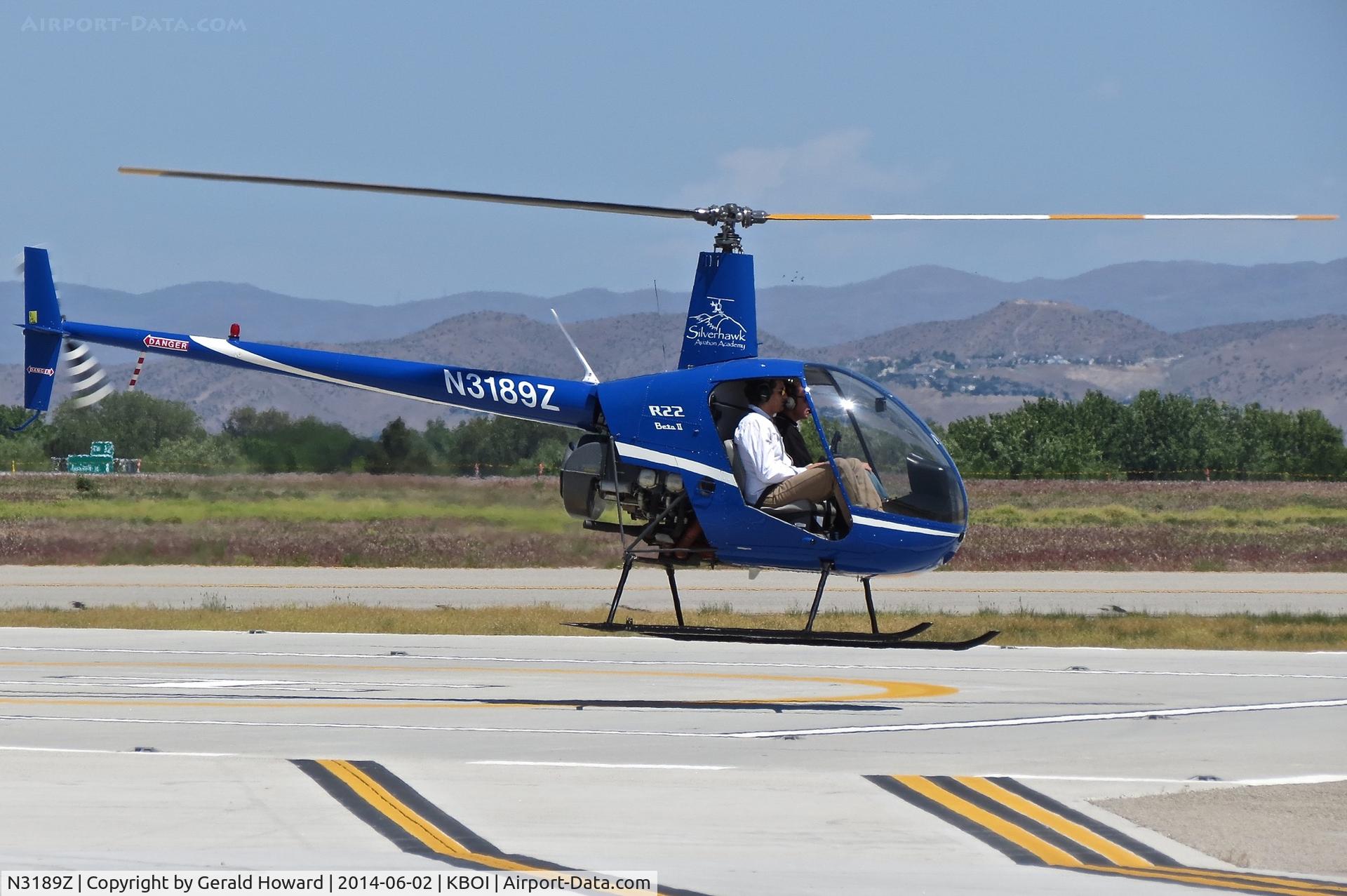 N3189Z, 2007 Robinson R22 Beta C/N 4105, Hovering over south helicopter landing pad.