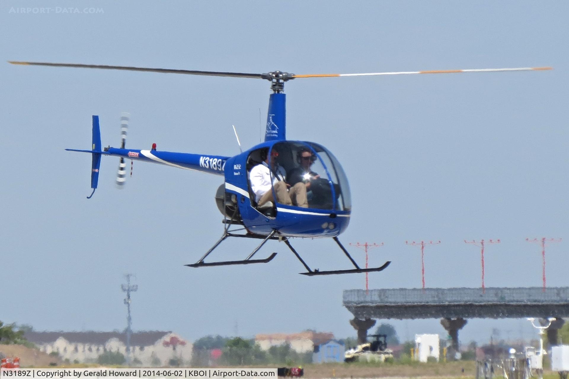 N3189Z, 2007 Robinson R22 Beta C/N 4105, Approaching south helicopter landing pad.