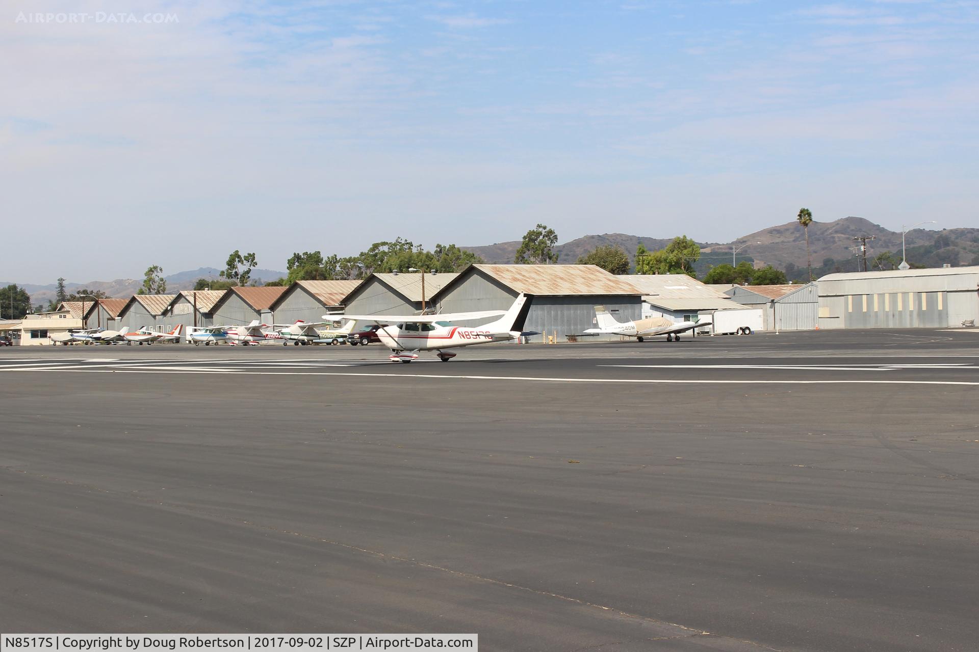 N8517S, 1965 Cessna 182H Skylane C/N 18256617, 1965 Cessna 182H SKYLANE, Continental O-470-R 230 Hp, takeoff roll Rwy 22