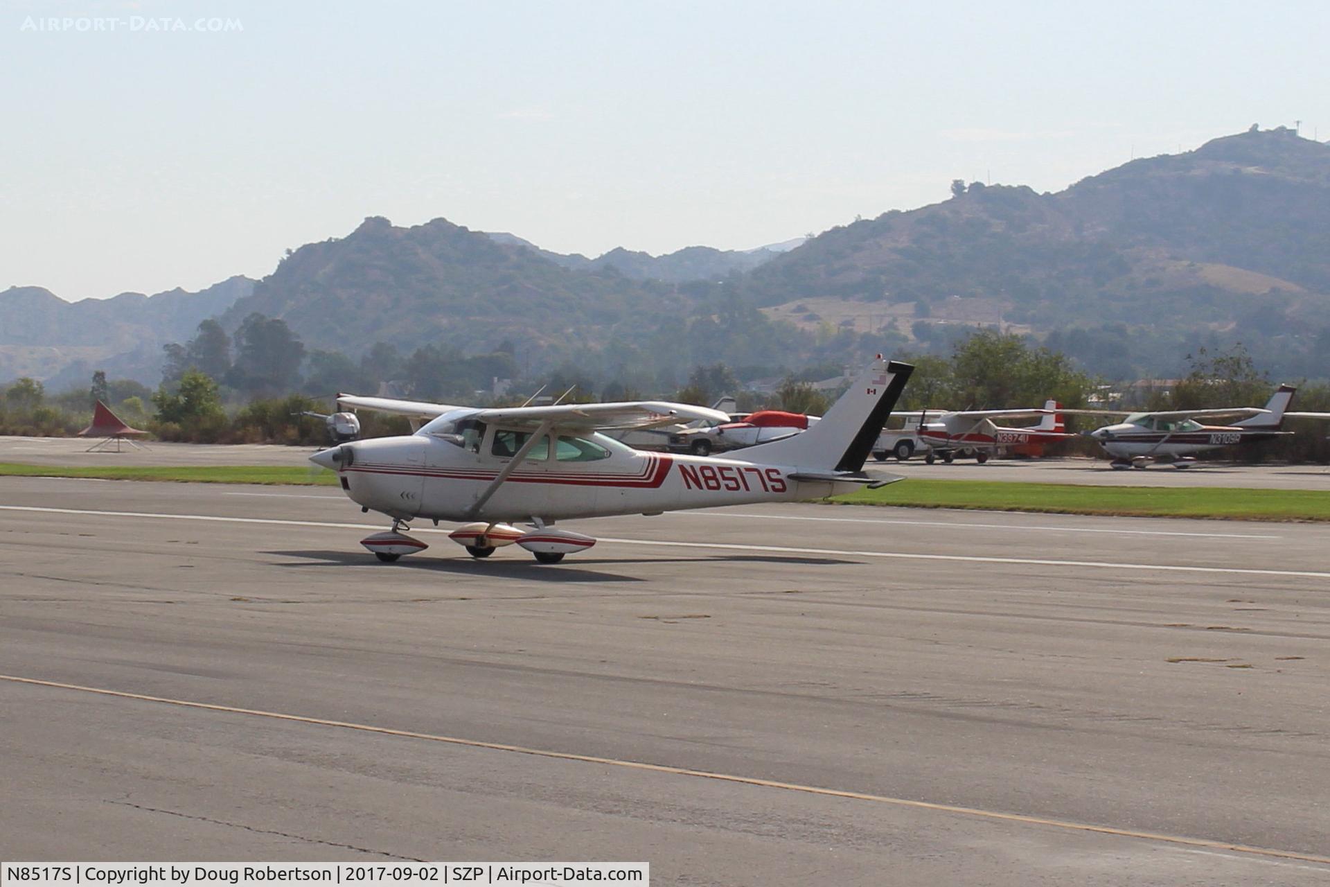 N8517S, 1965 Cessna 182H Skylane C/N 18256617, 1965 Cessna 182H SKYLANE, Continental O-470-R 230 Hp, taxi off the active