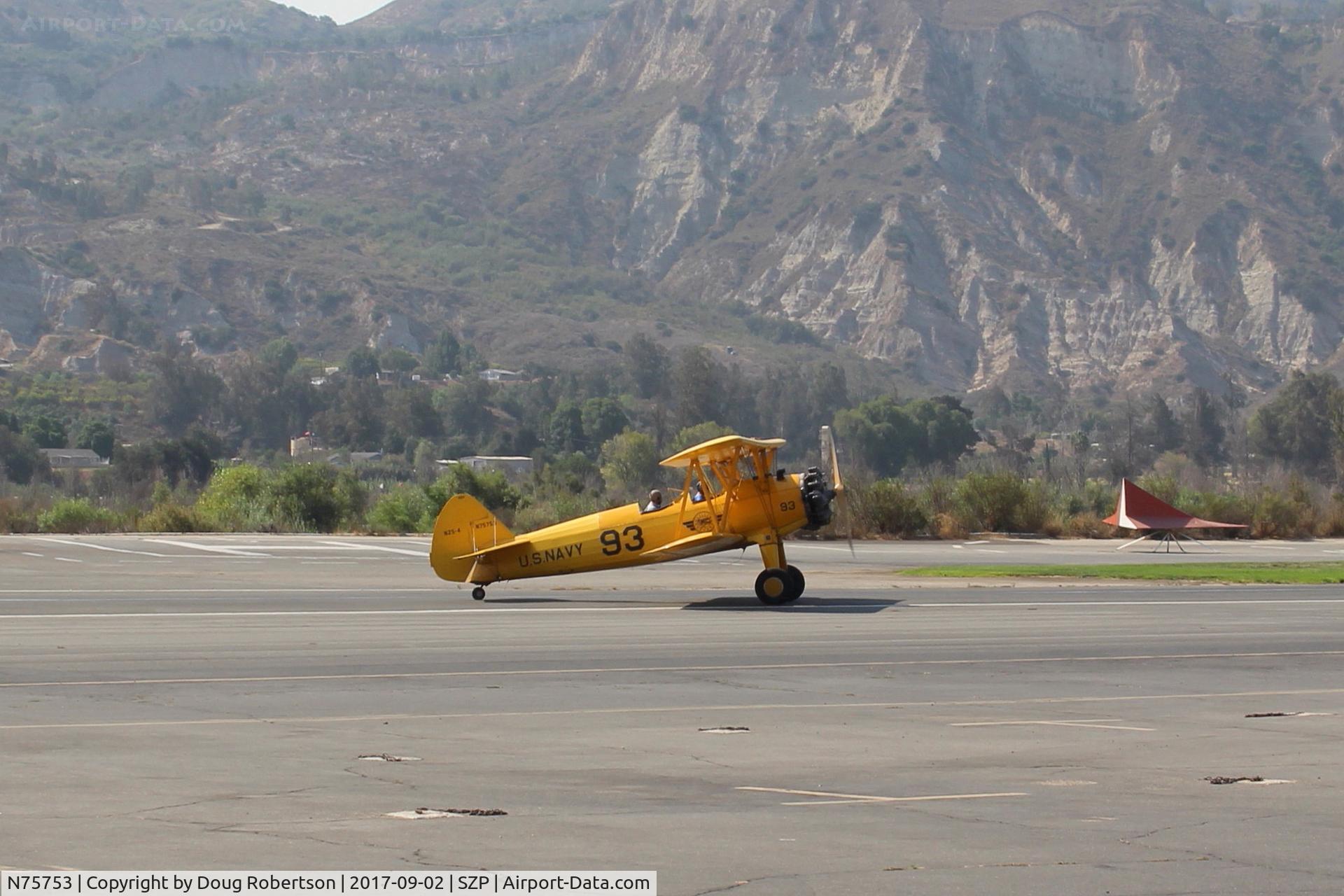 N75753, 1942 Boeing A75N1 (PT17) C/N 75-3521, 1942 Boeing Stearman A75N1 (PT-17) as Navy N2S-4 basic trainer, Continental W670 220 Hp radial, taxi off the active