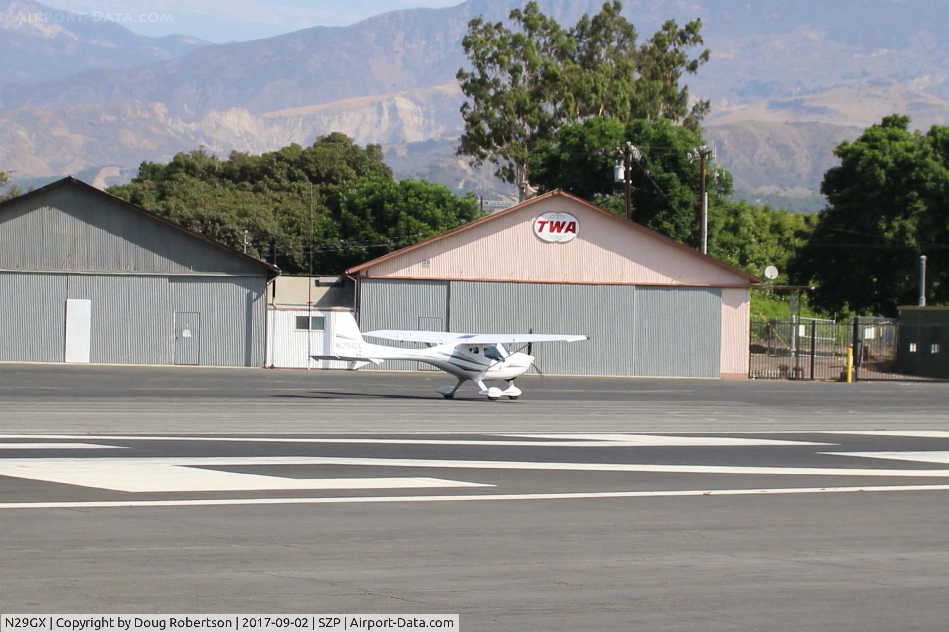N29GX, 2009 Remos GX C/N 357, 2010 Remos Aircraft GMBH FLEUGZEUGBAU Remos GX, Light Sport, ROTAX 912ULS, Nevada visitor, holding short Rwy 22
