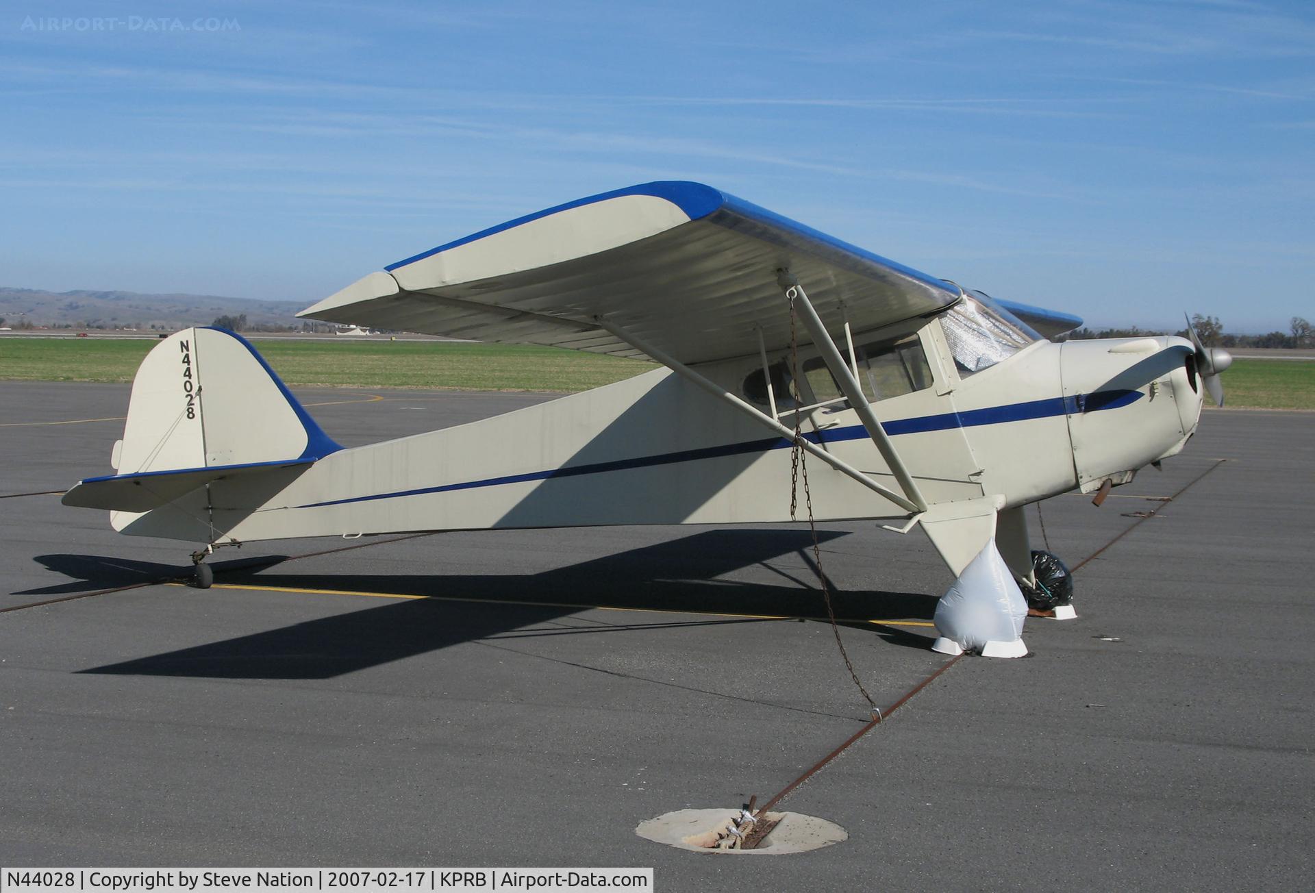 N44028, 1946 Taylorcraft BC12-D C/N 9828, Locally-based 1946 Taylorcraft BC-12D with hefty bag wheel covers @ Paso Robles Municipal Airport, CA (deregistered by FAA 2012-11-29)
