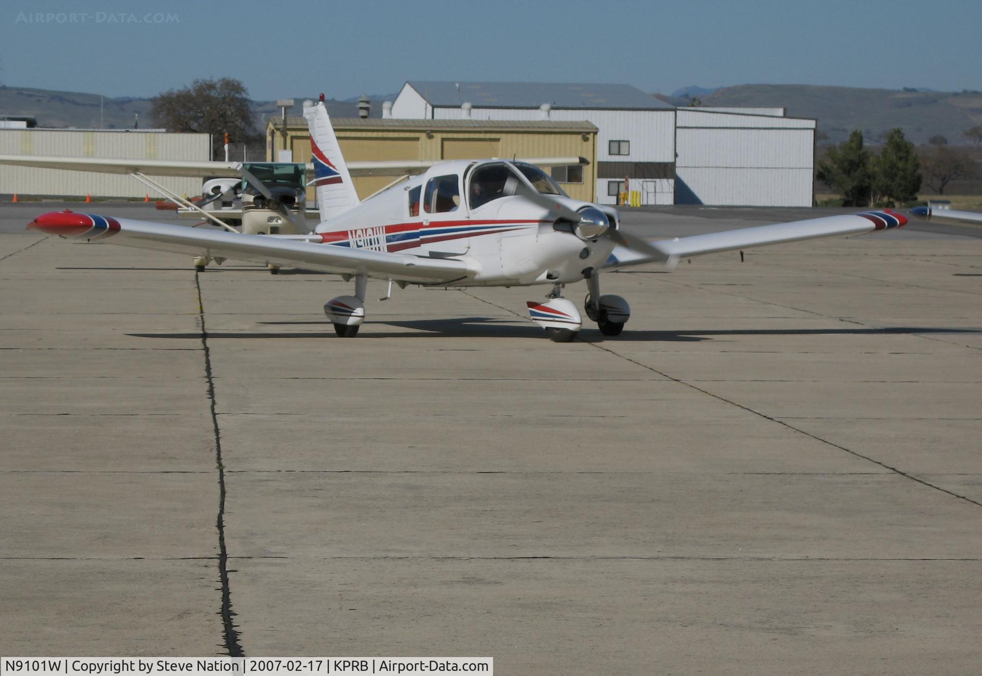 N9101W, 1965 Piper PA-28-235 Cherokee C/N 28-10713, Santa Maria, CA-based 1965 PiperPA-28-235 taxiing @ Paso Robles Municipal Airport, CA