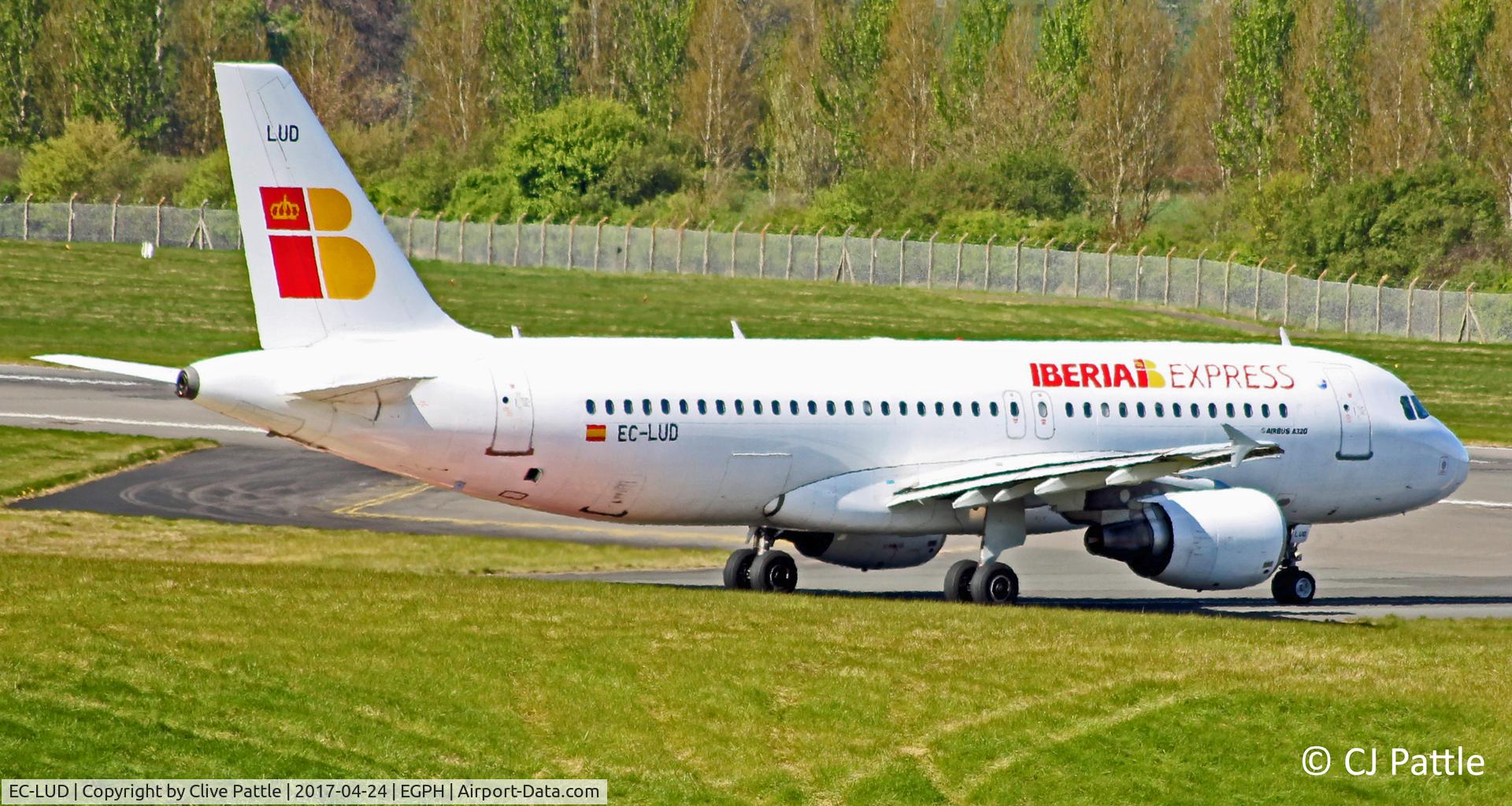 EC-LUD, 1999 Airbus A320-214 C/N 1067, Depart Edinburgh