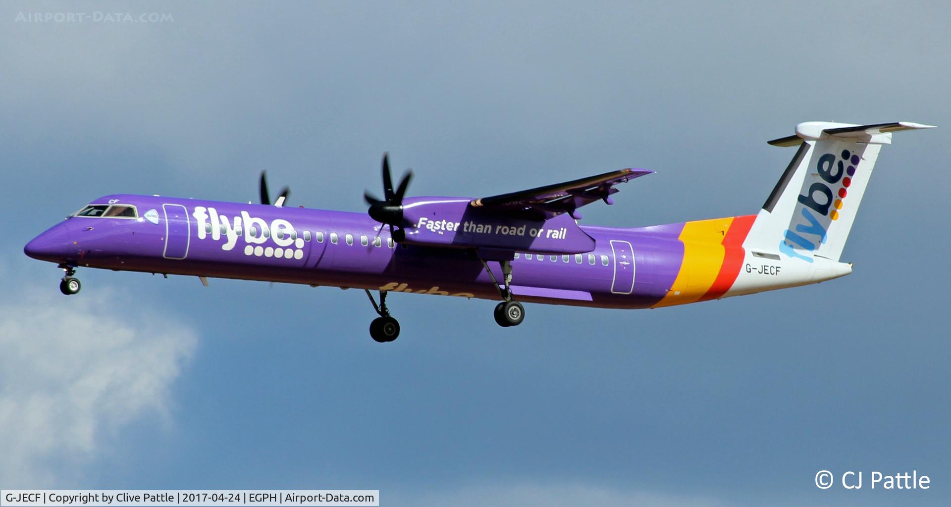 G-JECF, 2004 De Havilland Canada DHC-8-402Q Dash 8 C/N 4095, Finals to Edinburgh