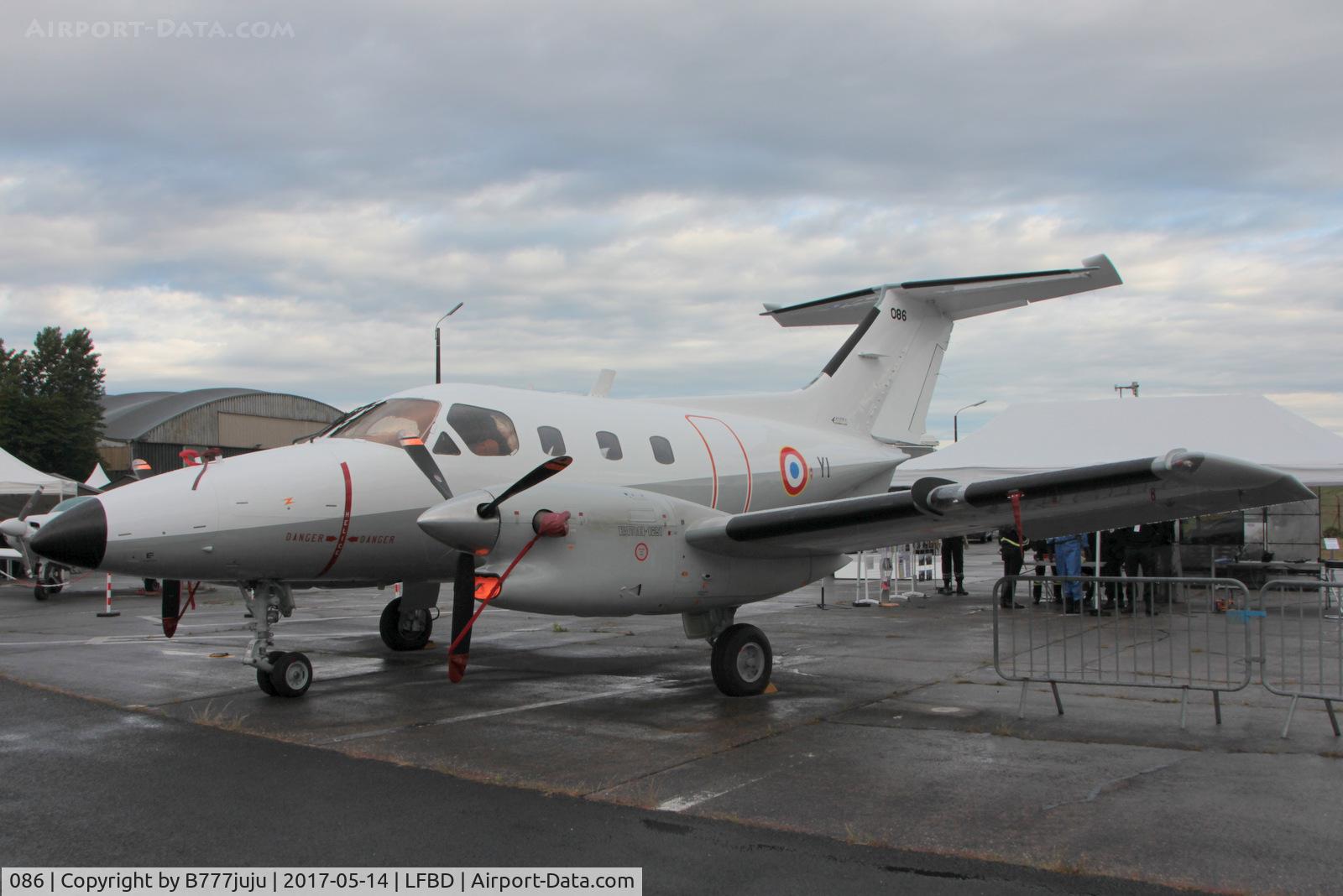 086, Embraer EMB-121AA Xingu C/N 121086, new peint