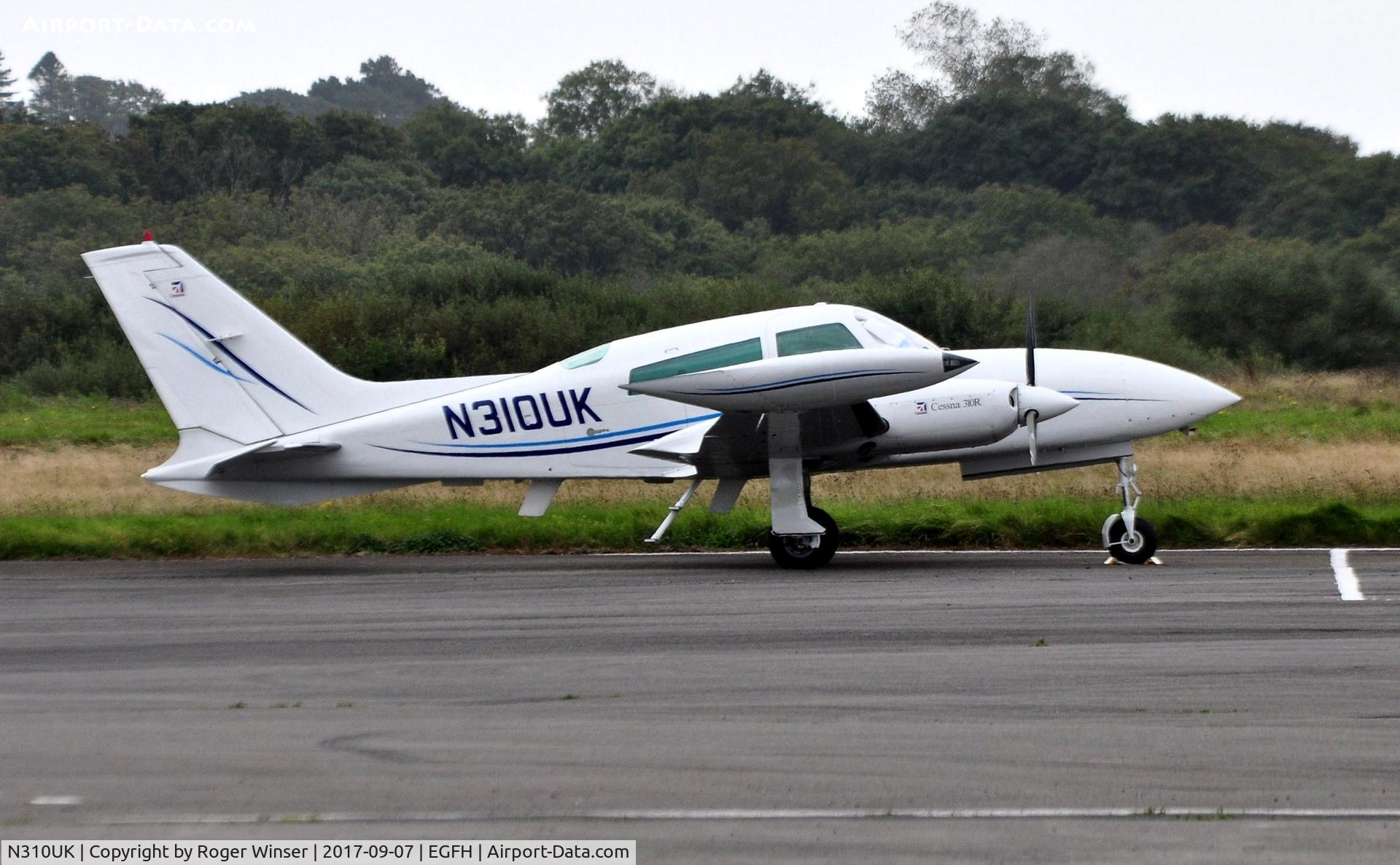 N310UK, 1976 Cessna 310R C/N 310R0584, Visiting Cessna 310R.