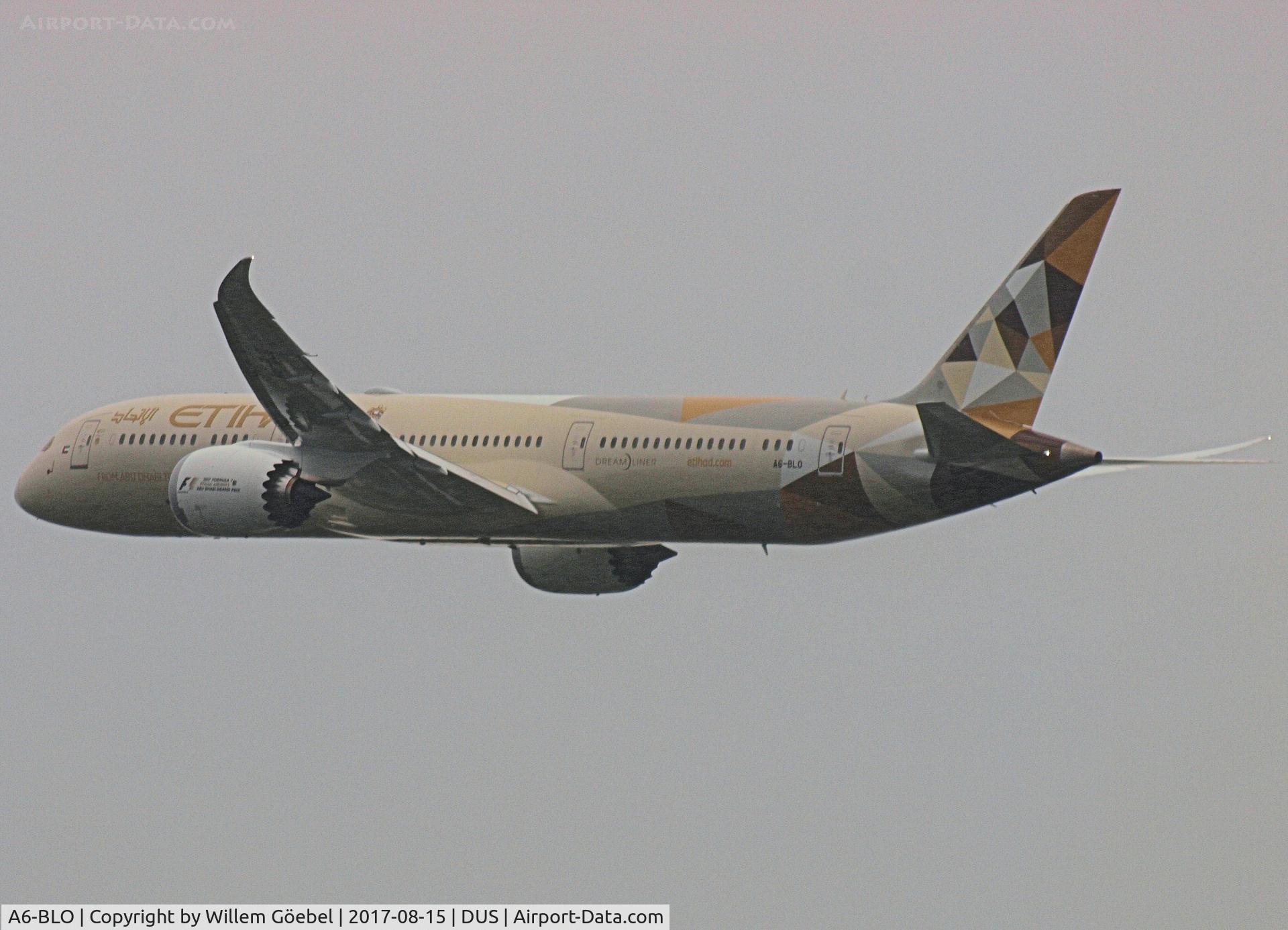 A6-BLO, 2017 Boeing 787-9 Dreamliner C/N 39660, Take off from Dusseldorf Airport
