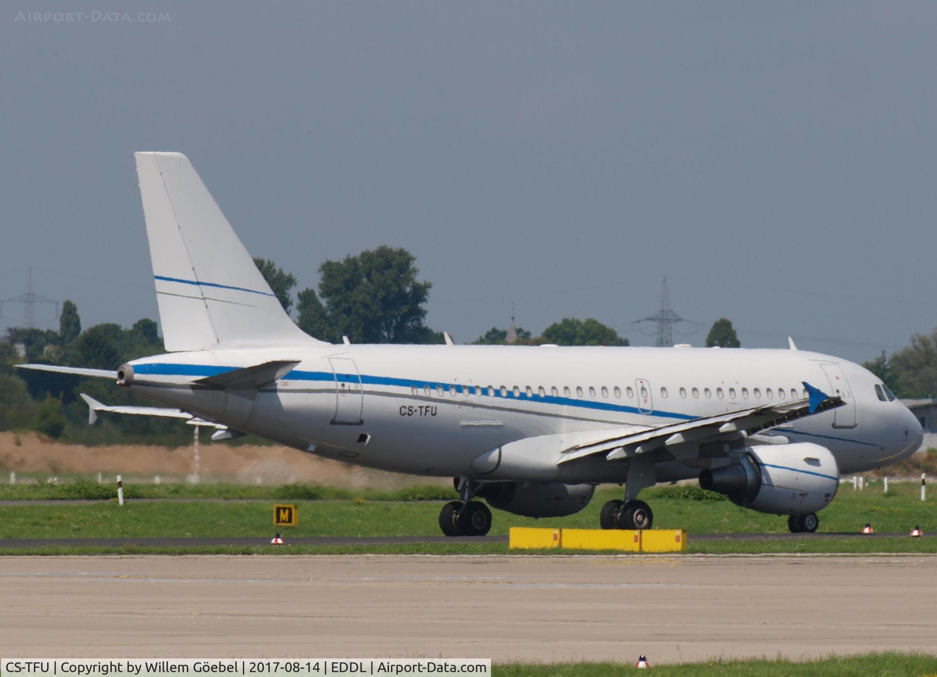 CS-TFU, 2005 Airbus A319-115LR C/N 2440, Taxi to the runway of Dusseldorf Airport