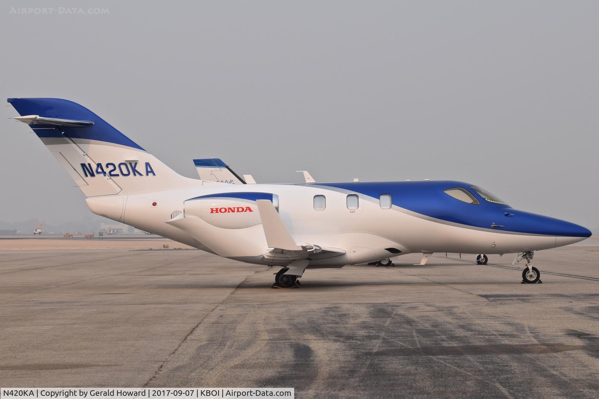 N420KA, 2015 Honda HA-420 HondaJet C/N 42000013, Parked on north GA ramp.