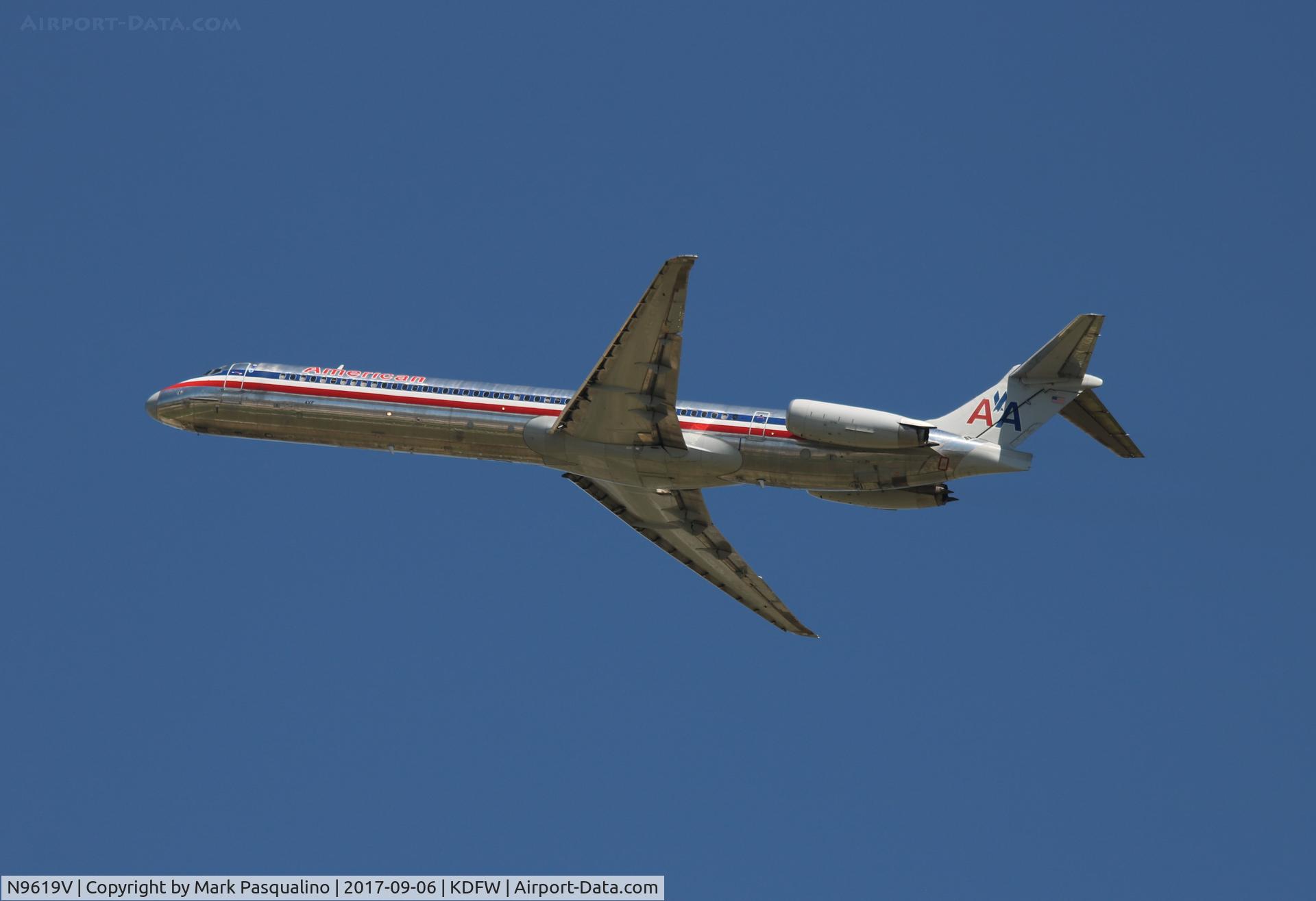 N9619V, 1997 McDonnell Douglas MD-83 (DC-9-83) C/N 53566, MD-83