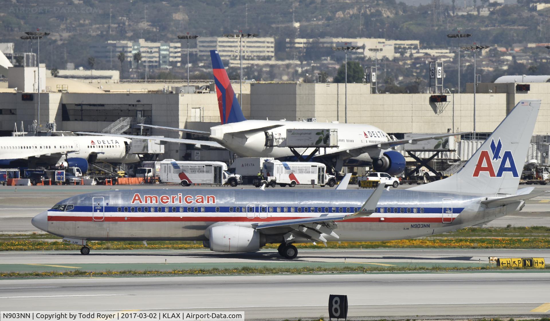 N903NN, 2012 Boeing 737-823 C/N 31153, Arrived at LAX on 25L