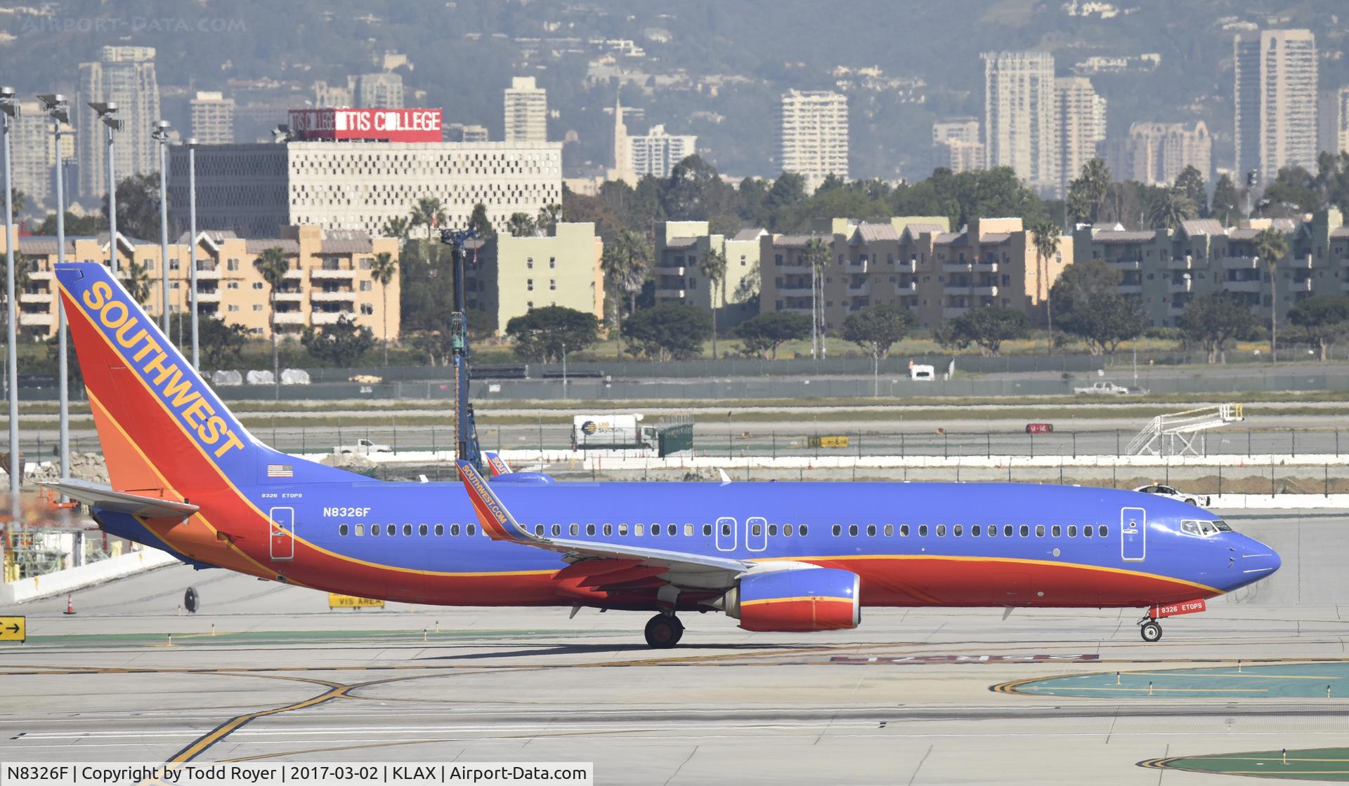 N8326F, 2012 Boeing 737-8H4 C/N 35969, Taxiing for departure at LAX