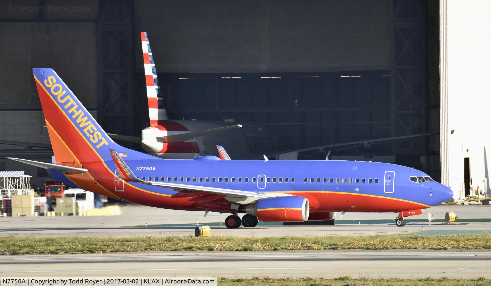 N7750A, 2008 Boeing 737-7BD C/N 36716, Taxiing for departure at LAX