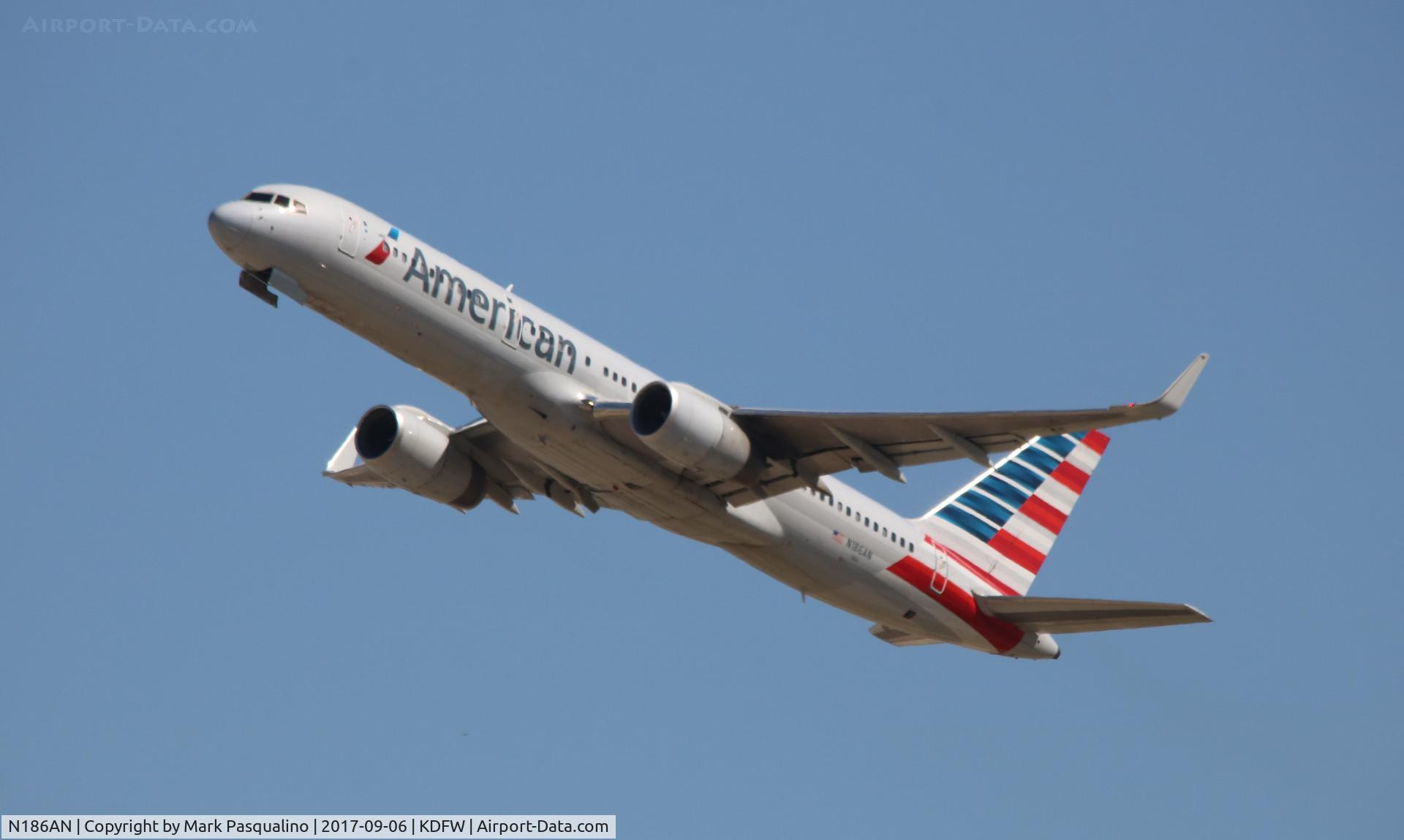 N186AN, 2001 Boeing 757-223 C/N 32380, Boeing 757-200