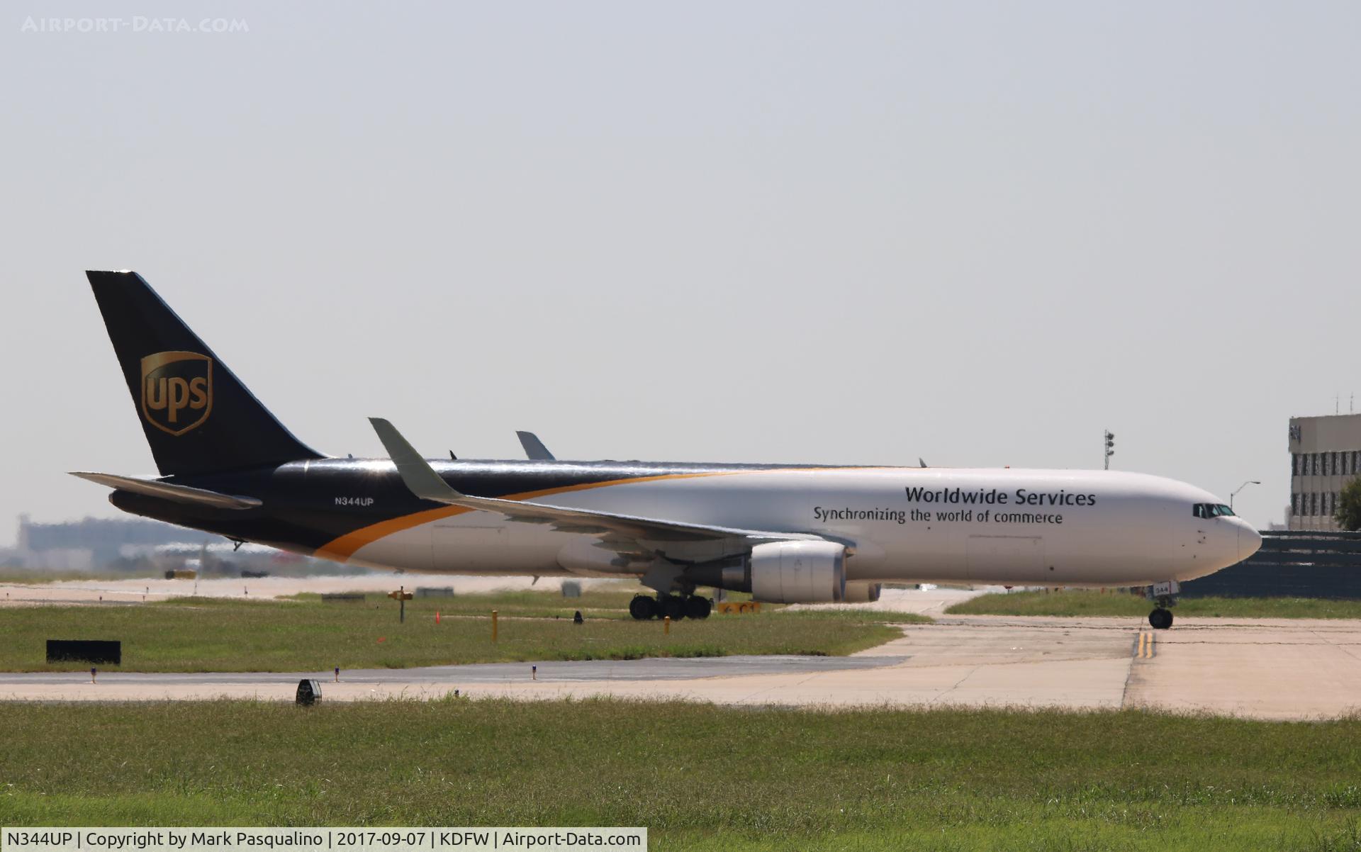 N344UP, 2011 Boeing 767-34AF C/N 37866, Boeing 767-300F