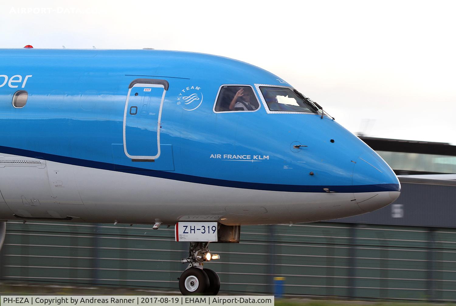 PH-EZA, 2008 Embraer 190LR (ERJ-190-100LR) C/N 19000224, KLM cityhopper ERJ-190