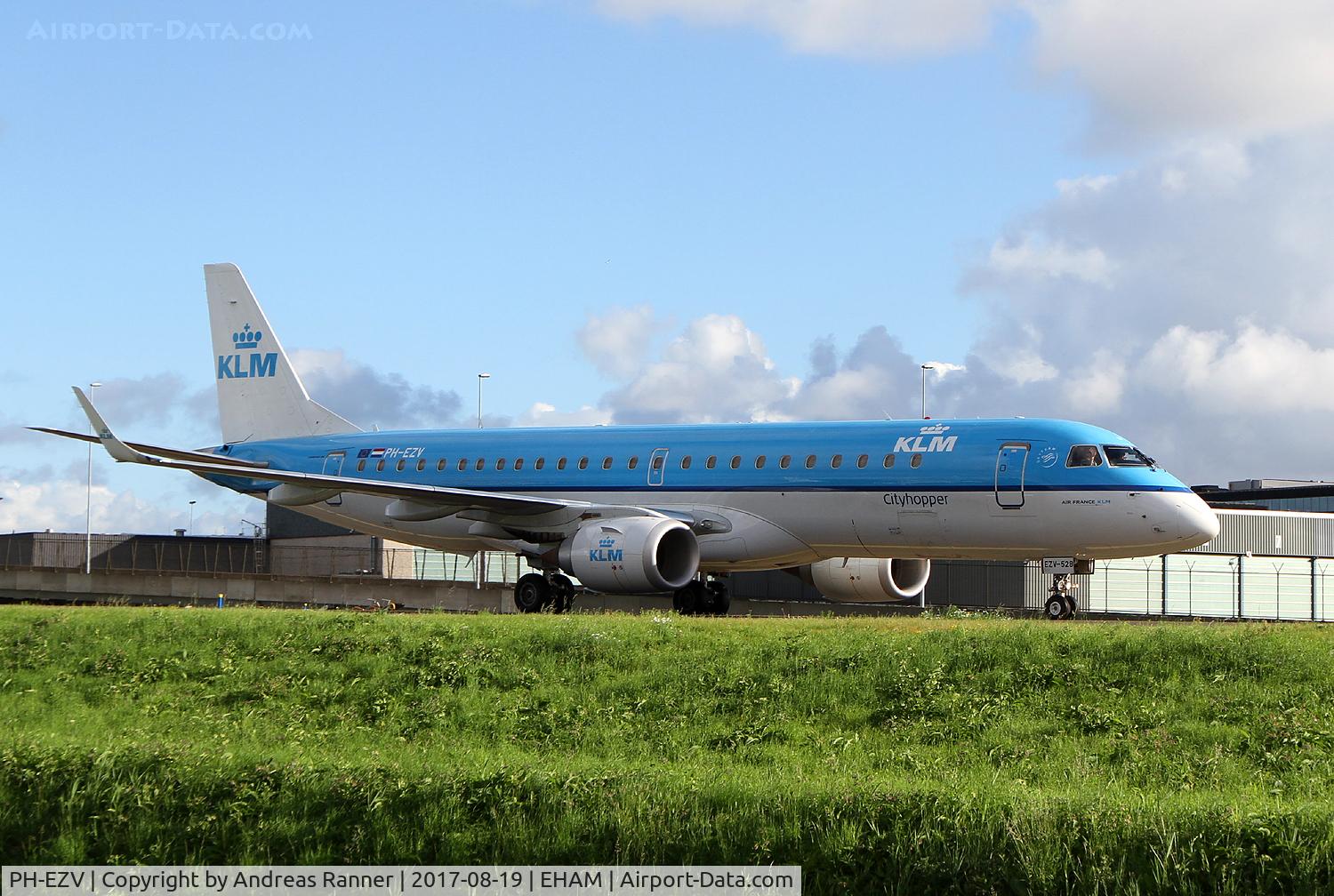 PH-EZV, 2012 Embraer 190LR (ERJ-190-100LR) C/N 19000528, KLM Cityhopper ERJ-190