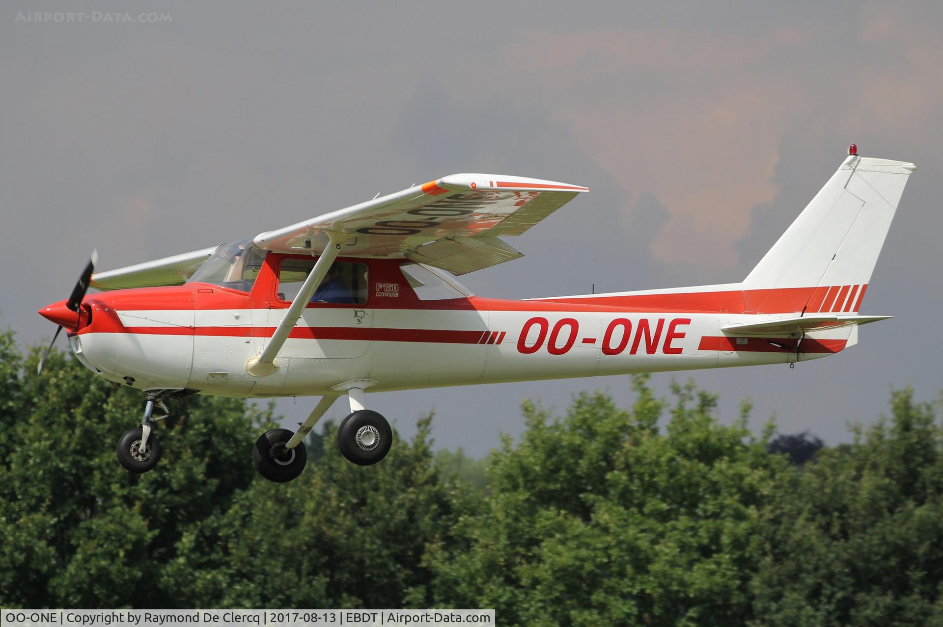 OO-ONE, 1977 Reims F150M C/N F15001425, Oldtimer Fly in Schaffen.