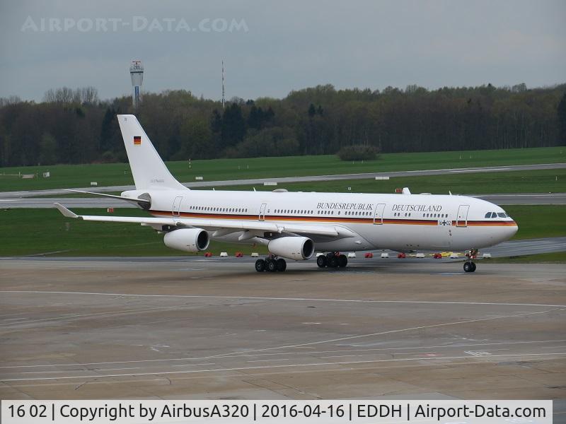 16 02, 2000 Airbus A340-313X C/N 355, Departing Hamburg
