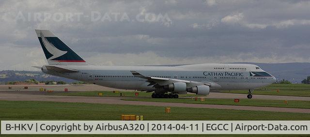 B-HKV, Boeing 747-412 C/N 26552, Making her last departure from Manchester for the short flight to
Bruntingthorpe where she be retired