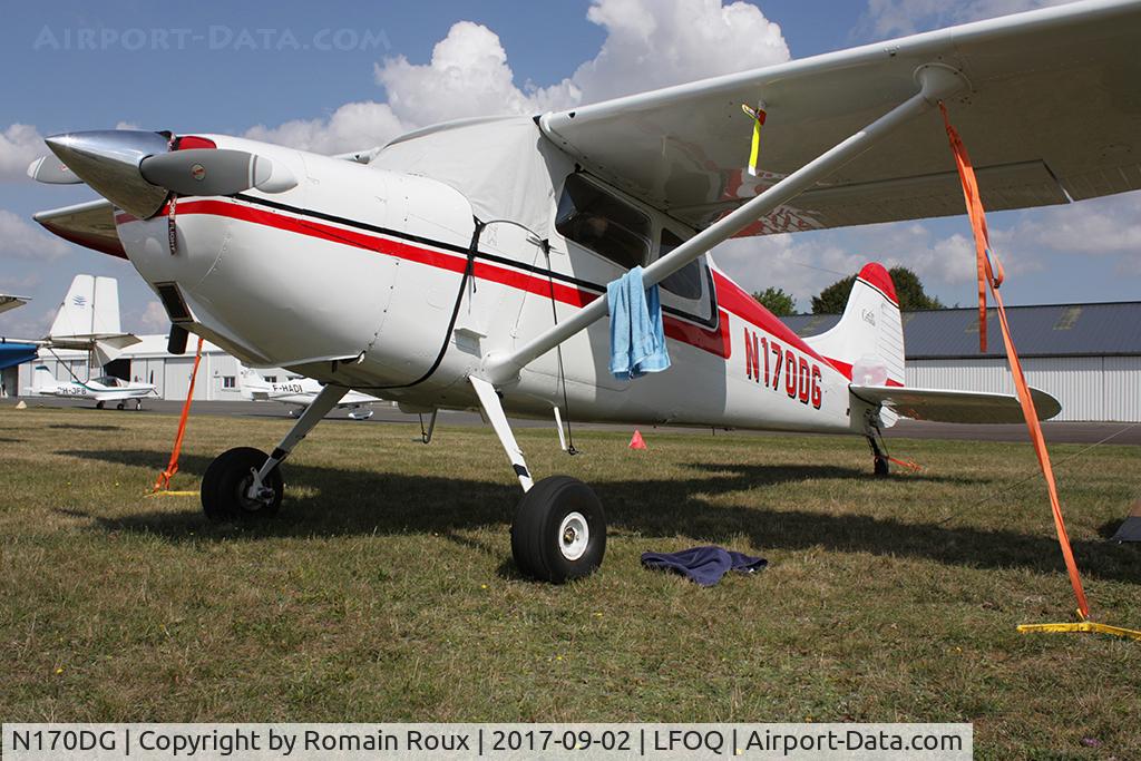 N170DG, 1954 Cessna 170B C/N 26539, Parked