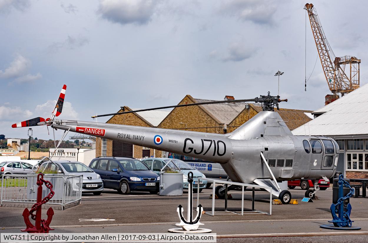 WG751, 1952 Westland Dragonfly HR.5 C/N WA/H/61, On display at the Historic Dockyards, Chatham.