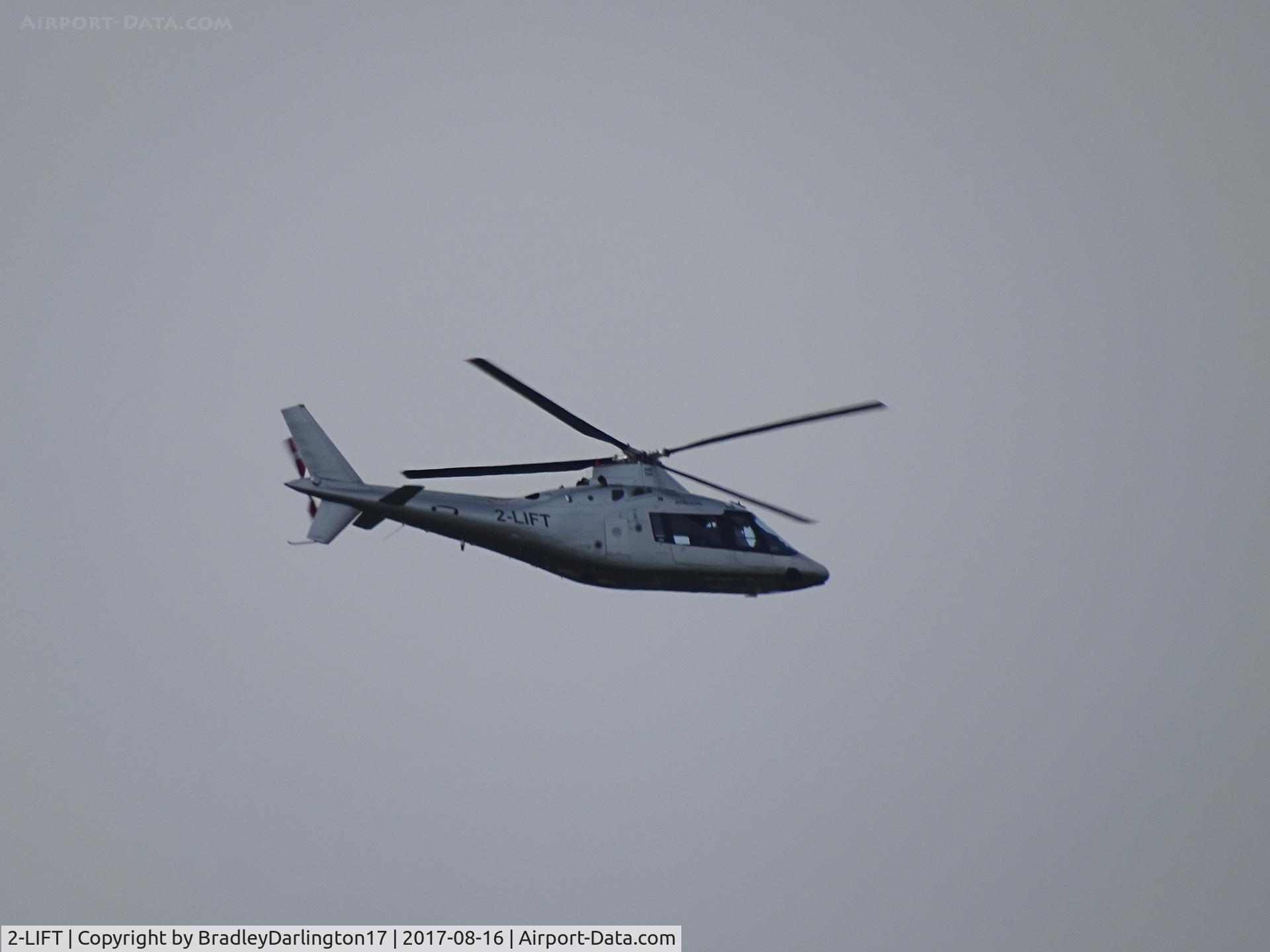 2-LIFT, Agusta 109A C/N 7228, 2-LIFT Over plymouth
