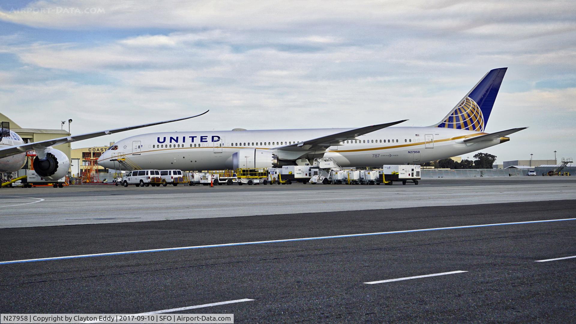 N27958, 2015 Boeing 787-9 Dreamliner C/N 36406, SFO 2017.