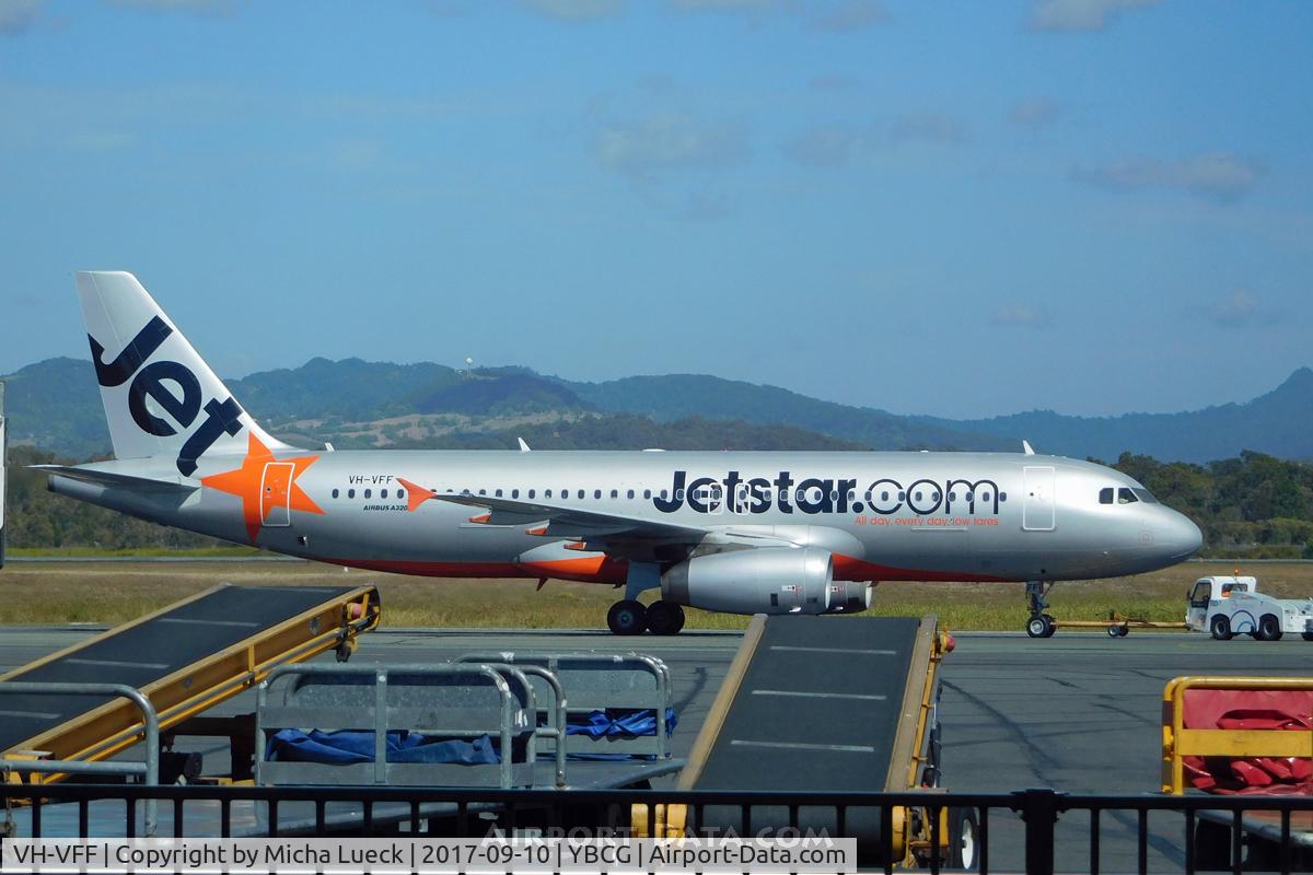 VH-VFF, 2012 Airbus A320-232 C/N 5039, At Coolangatta
