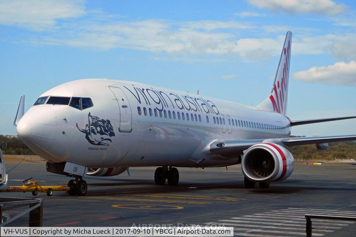 VH-VUS, 2009 Boeing 737-8FE C/N 36607, At Coolangatta