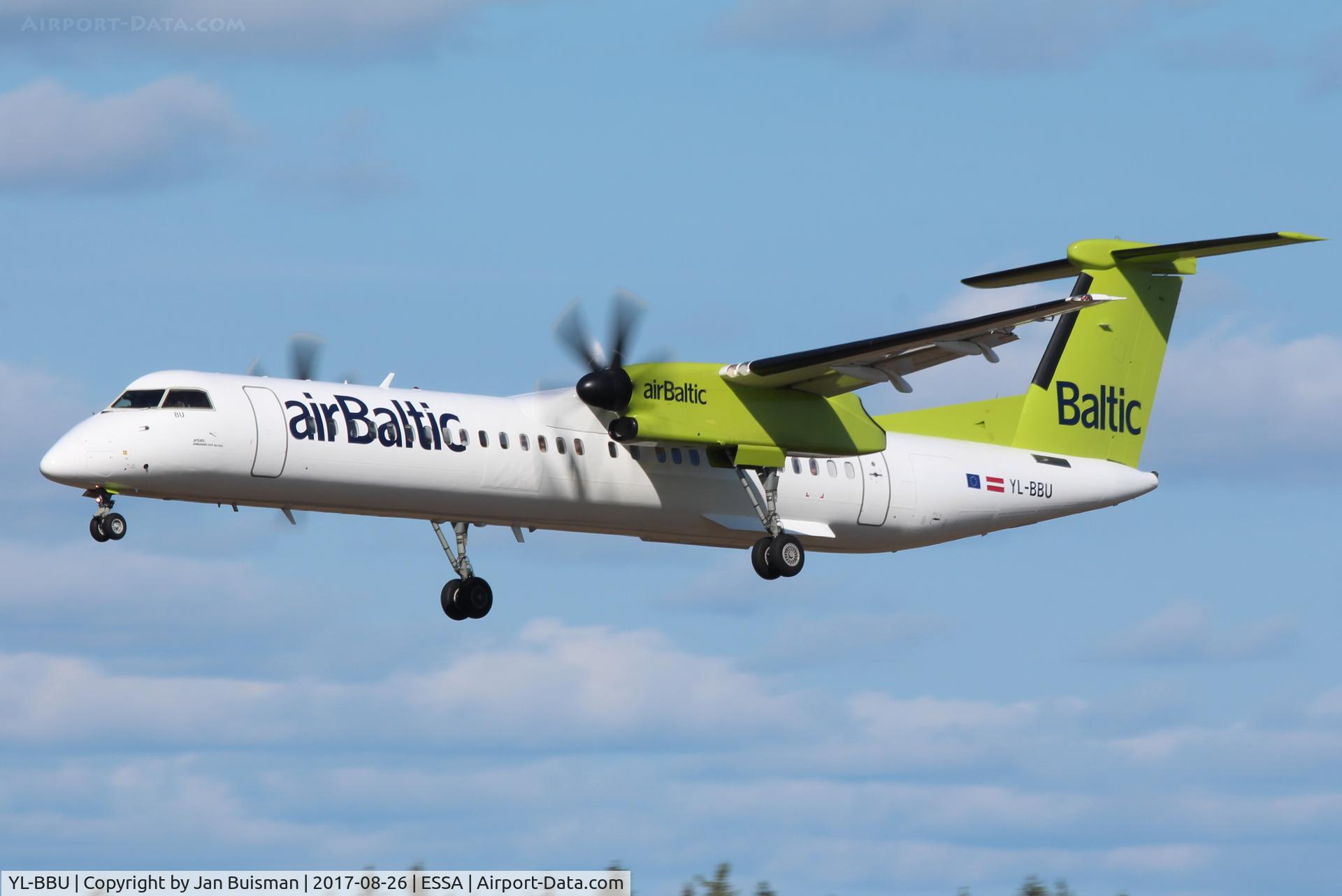 YL-BBU, 2013 Bombardier DHC-8-402Q Dash 8 Dash 8 C/N 4439, airBaltic
