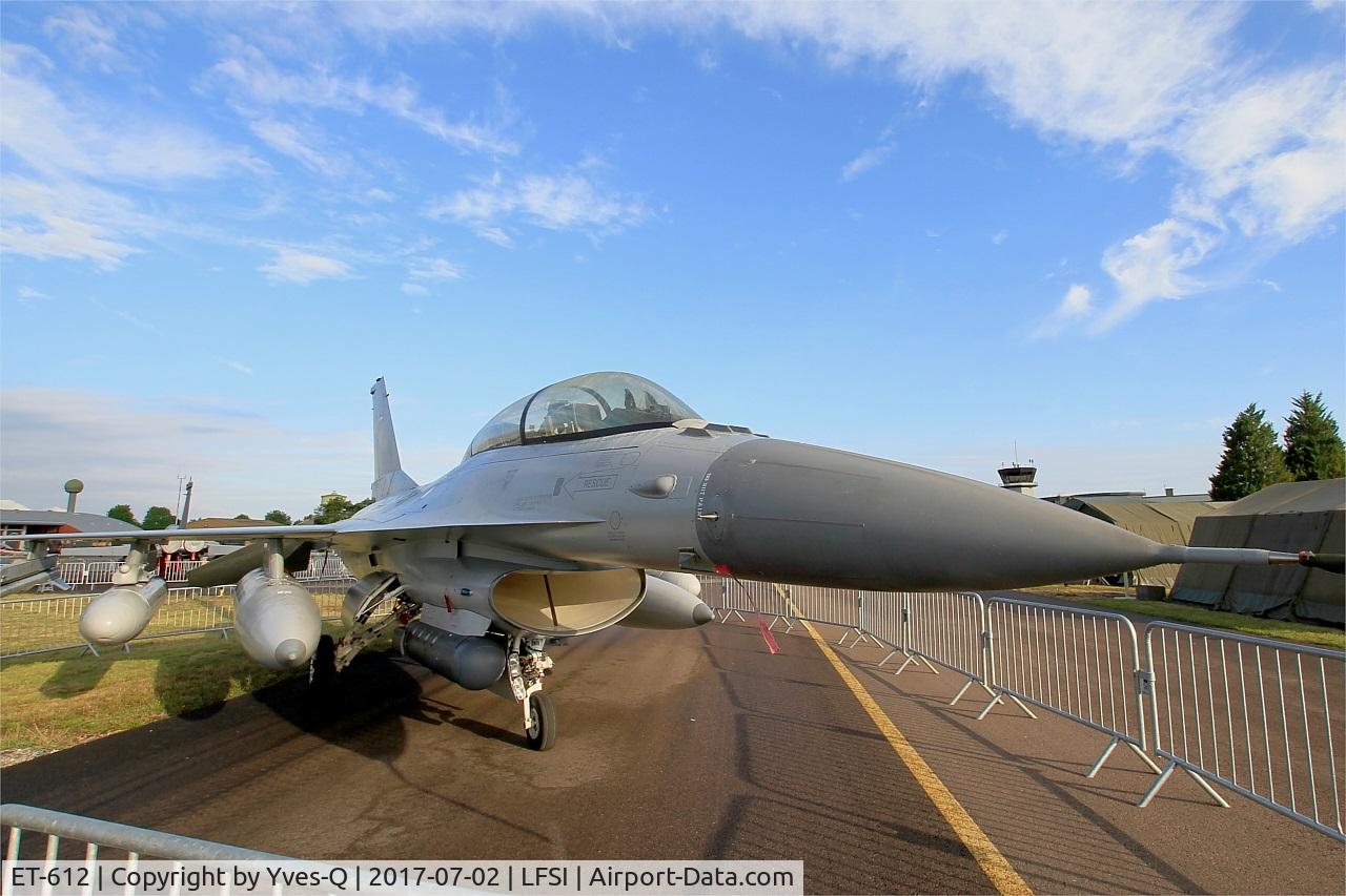 ET-612, SABCA F-16B Fighting Falcon C/N 6G-9, SABCA F-16B Fighting Falcon, Static display, St Dizier-Robinson Air Base (LFSI) Open day 2017