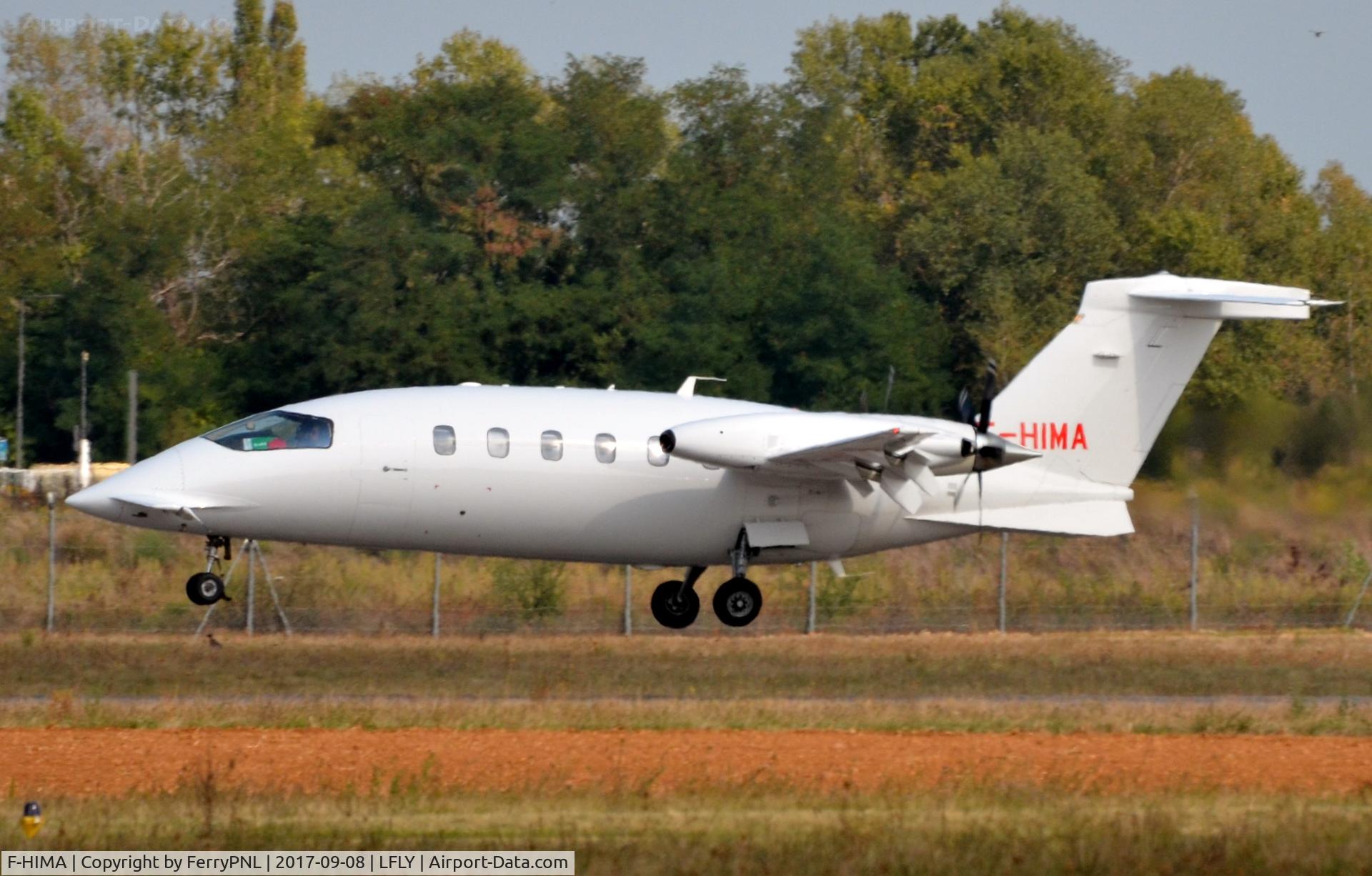 F-HIMA, 2007 Piaggio P-180 Avanti C/N 1138, P180 landing in Lyon, France.