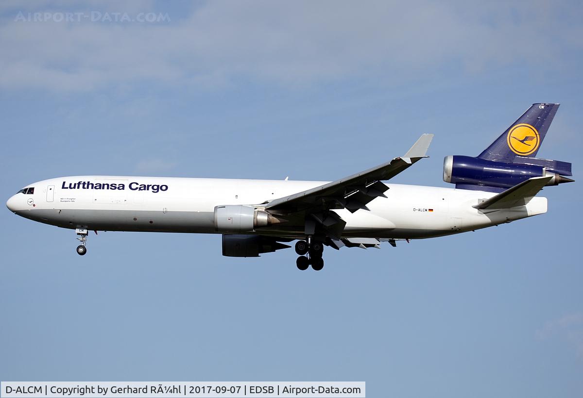 D-ALCM, 2001 McDonnell Douglas MD-11F C/N 48805, Lufhansa Cargo ,touch&go -training @ FKB