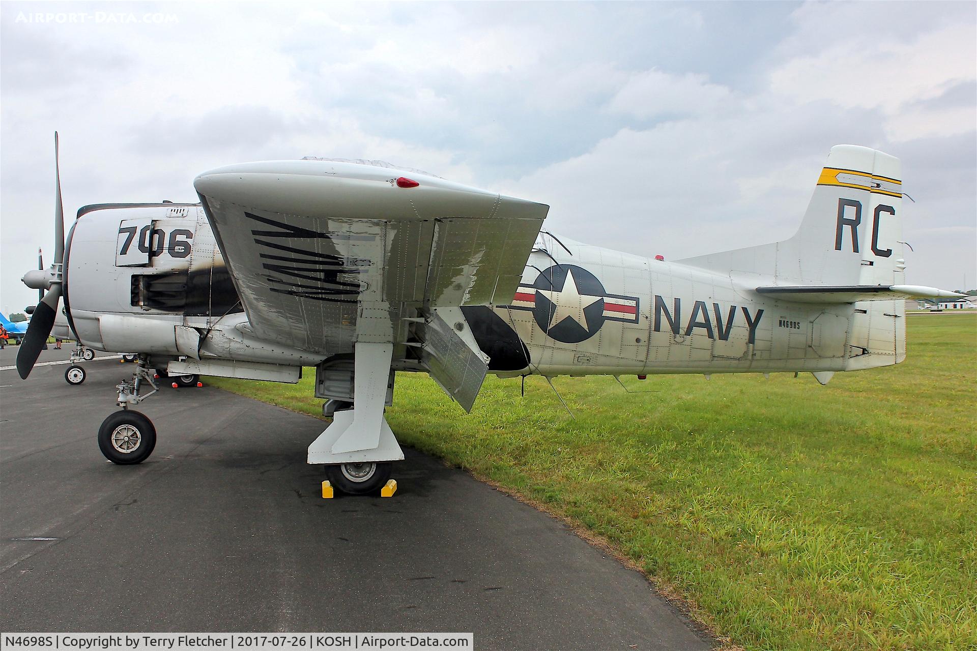 N4698S, North American T-28B Trojan C/N 200-69 (137706), At 2017 EAA AirVenture at Oshkosh