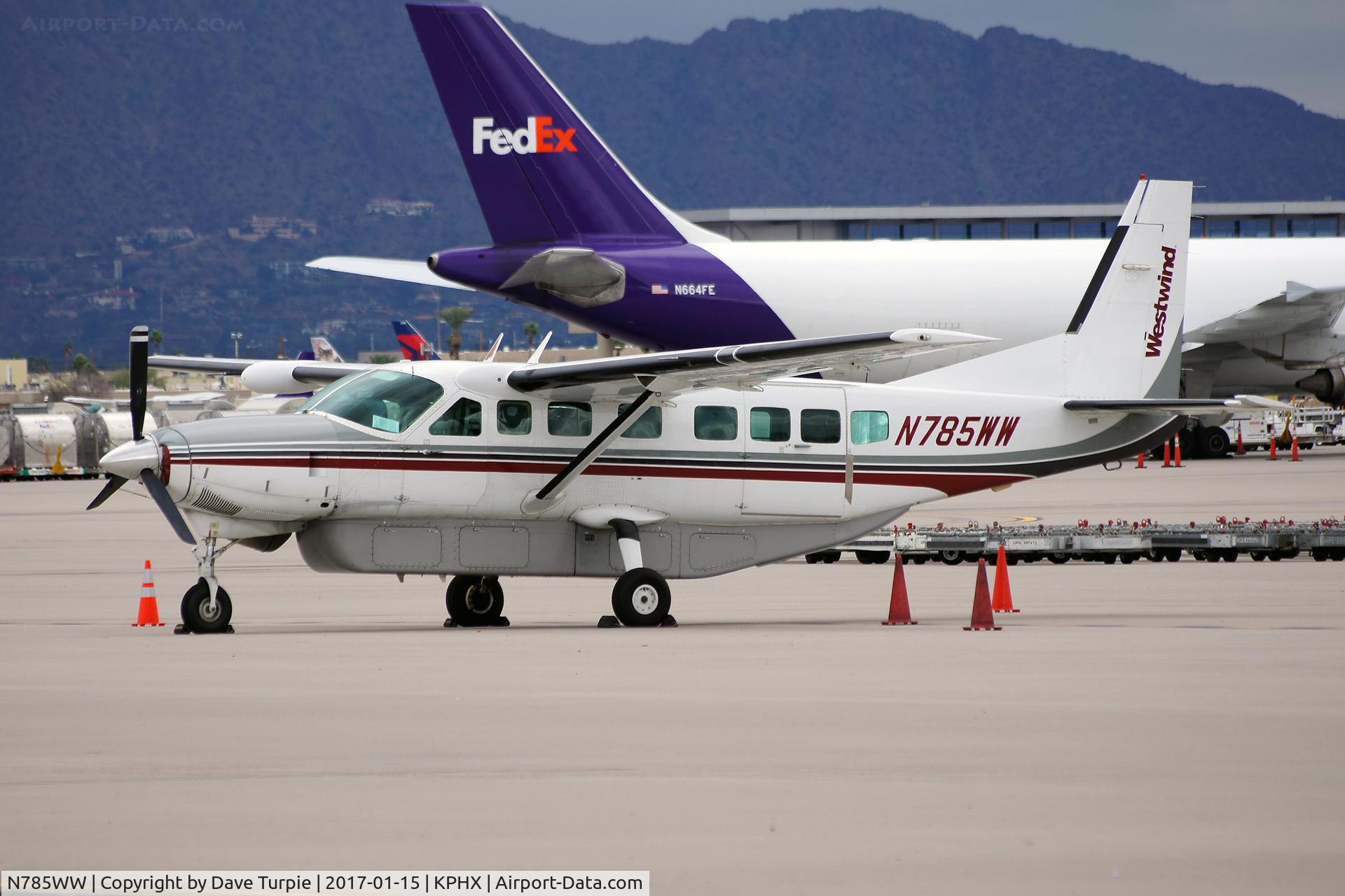 N785WW, 1999 Cessna 208B Grand Caravan C/N 208B0792, No comment
