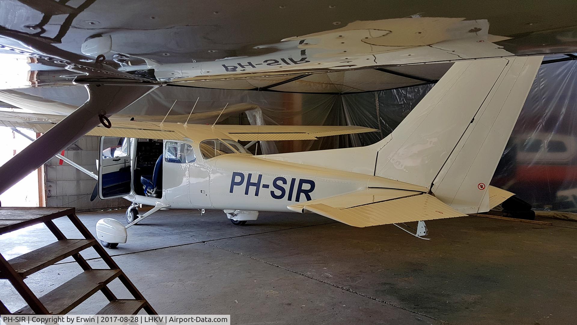 PH-SIR, Reims F172M Skyhawk C/N 1263, After overhaul at Kaposvar, Hungary in 2017