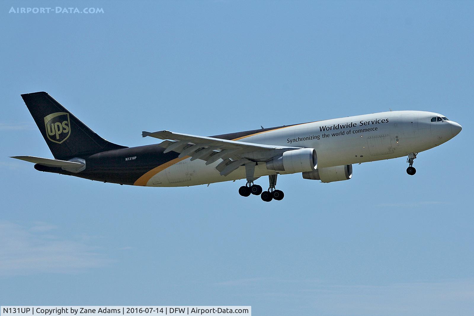 N131UP, 2001 Airbus A300F4-622R C/N 0815, Arriving at DFW Airport