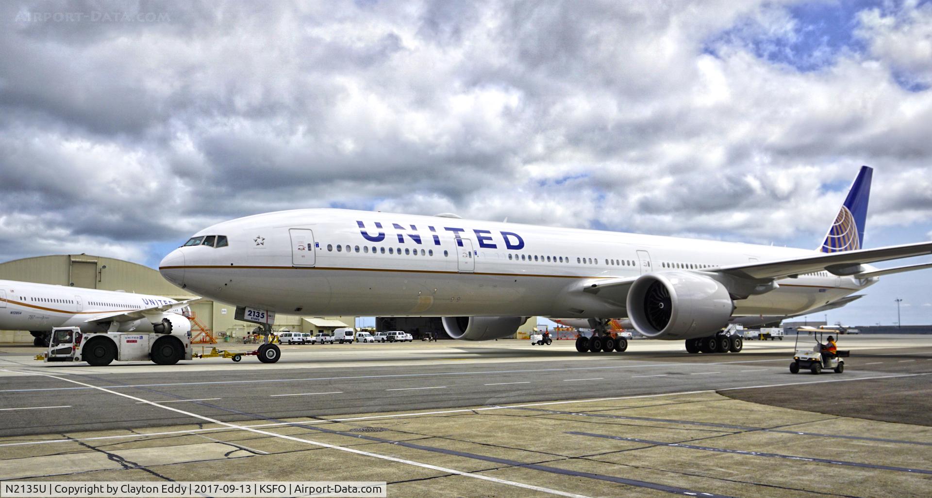 N2135U, 2017 Boeing 777-300/ER C/N 62646, SFO 2017.