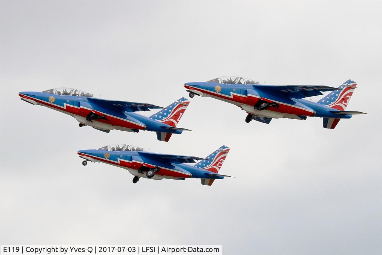 E119, Dassault-Dornier Alpha Jet E C/N E119, Dassault-Dornier Alpha Jet E (F-UGFE), Athos 03 of Patrouille de France 2017, Take off rwy 29, St Dizier-Robinson Air Base 113 (LFSI) Open day 2017