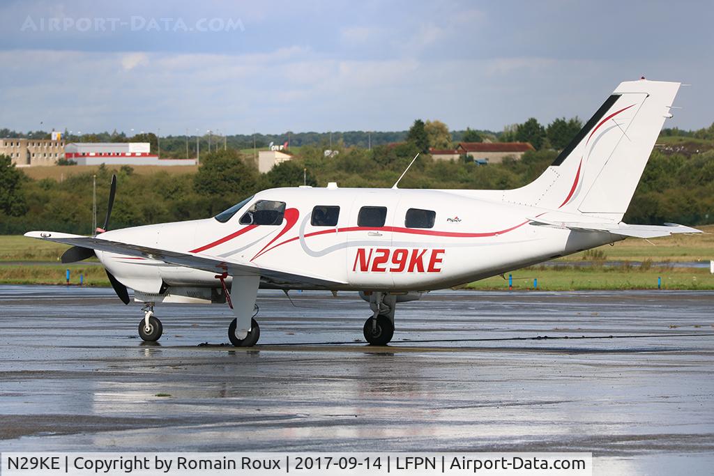 N29KE, 2004 Piper PA-46-350P Malibu Mirage C/N 4636352, Parked