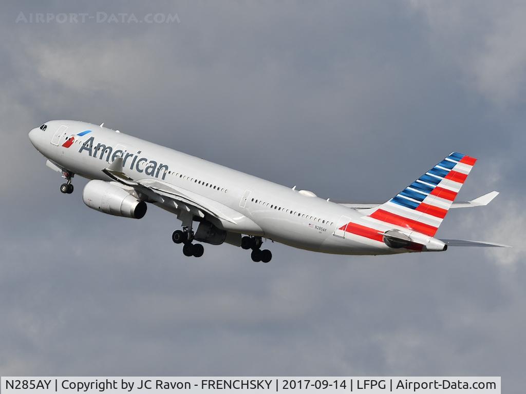 N285AY, 2010 Airbus A330-243 C/N 1100, American Airlines AA755 take off to Philadelphia (PHL)
