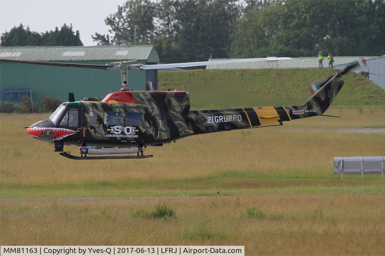 MM81163, Agusta AB-212 C/N 5820, Agusta AB-212, Take off rwy 08, Landivisiau Naval Air Base (LFRJ) Tiger Meet 2017