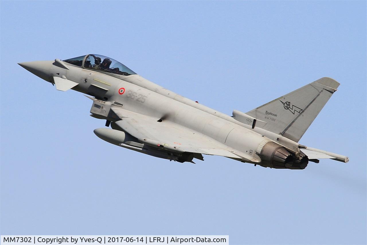 MM7302, Eurofighter EF-2000 Typhoon S C/N IS034, Eurofighter EF-2000 Typhoon S, Take off rwy 26, Landivisiau Naval Air Base (LFRJ) Tiger Meet 2017