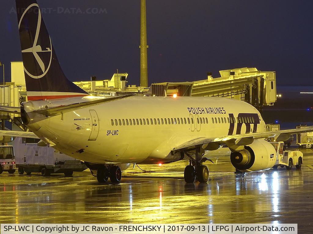 SP-LWC, 2005 Boeing 737-89P C/N 30691, LOT 336 at terminal T1 destination Warsaw (WAW)