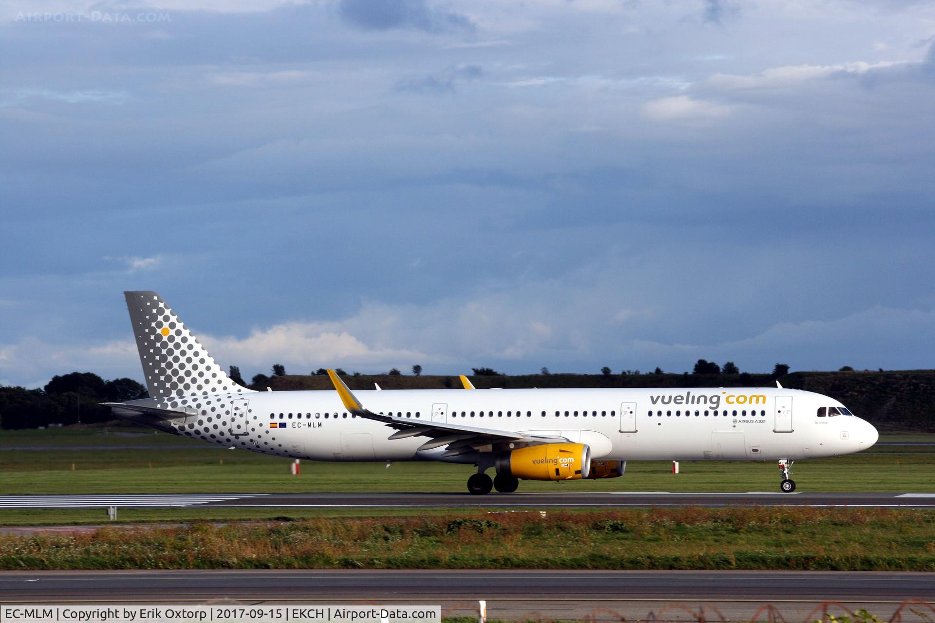 EC-MLM, 2016 Airbus A321-231 C/N 7108, EC-MLM taking off rw 22R