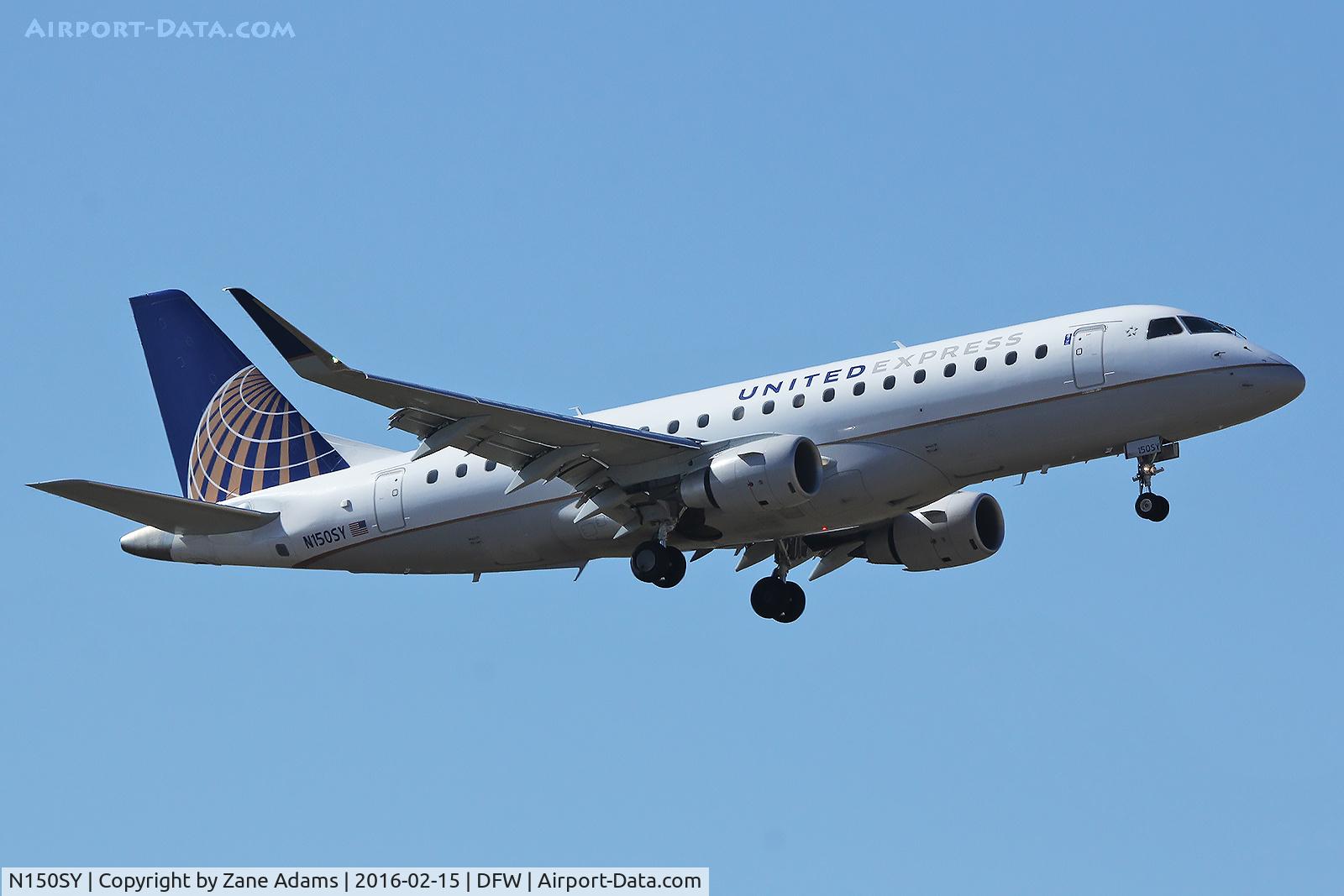 N150SY, 2015 Embraer 175LR (ERJ-170-200LR) C/N 15000499, Arriving at DFW Airport