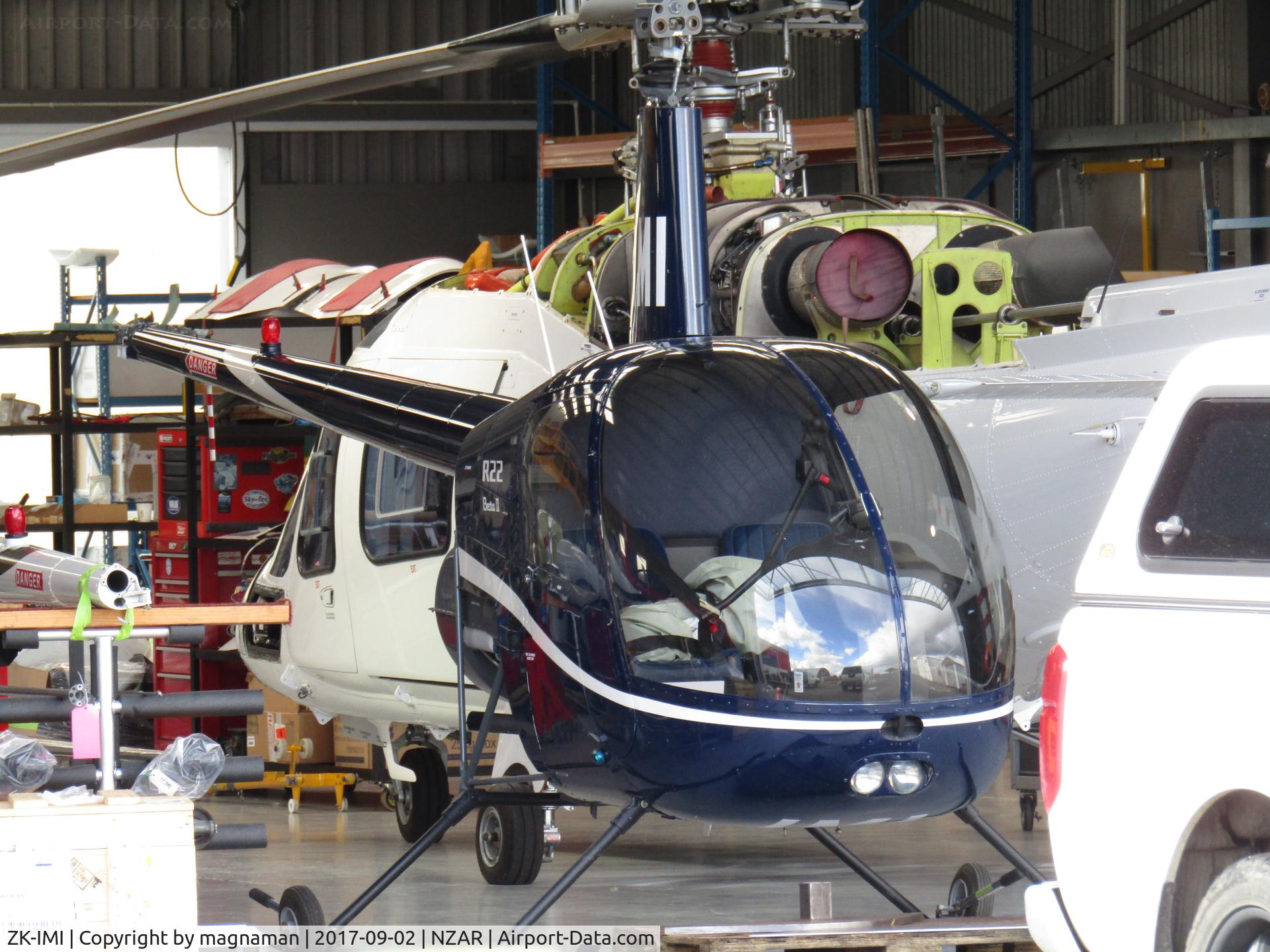 ZK-IMI, Robinson R22 Beta C/N 3785, in heliflite hangar